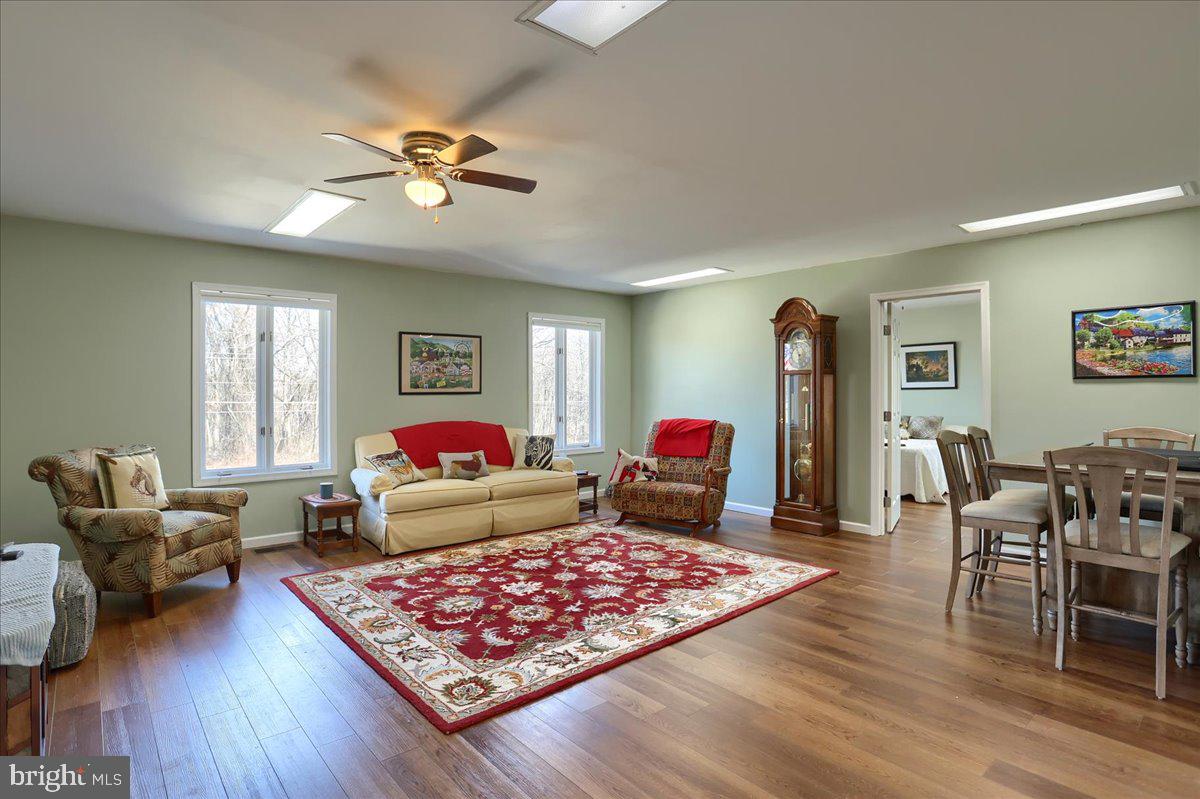 HAMILTONBAN TOWNSHIP - Residential