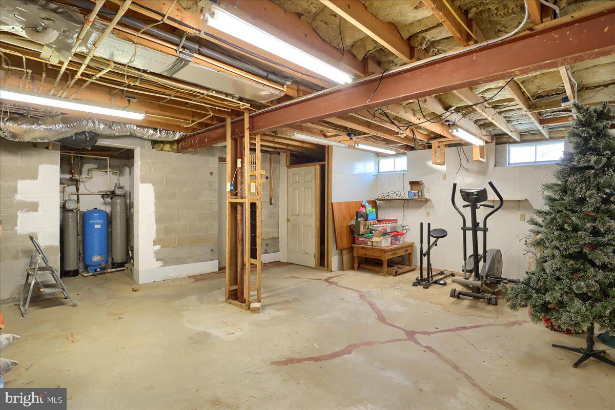 HAMILTONBAN TOWNSHIP - Residential