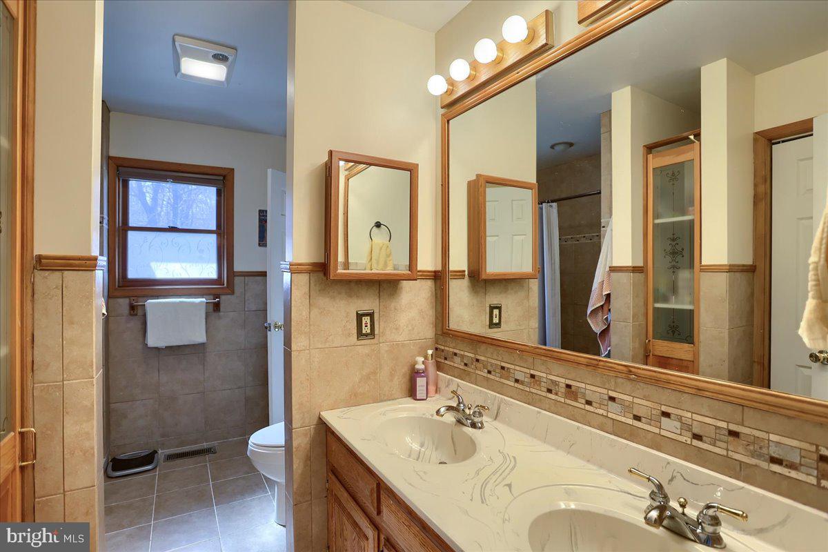 HAMILTONBAN TOWNSHIP - Residential