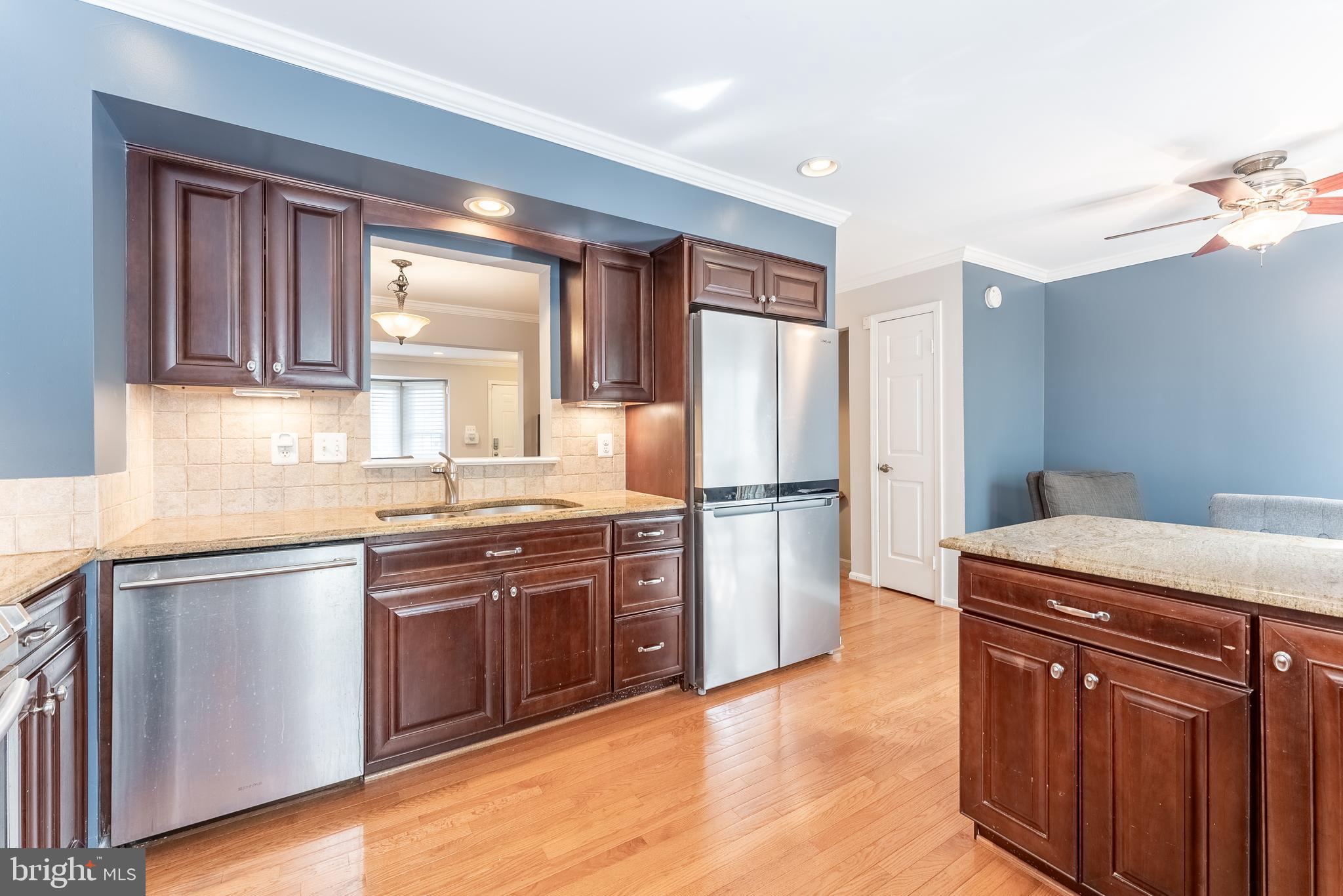 LANDSDOWNE - Residential