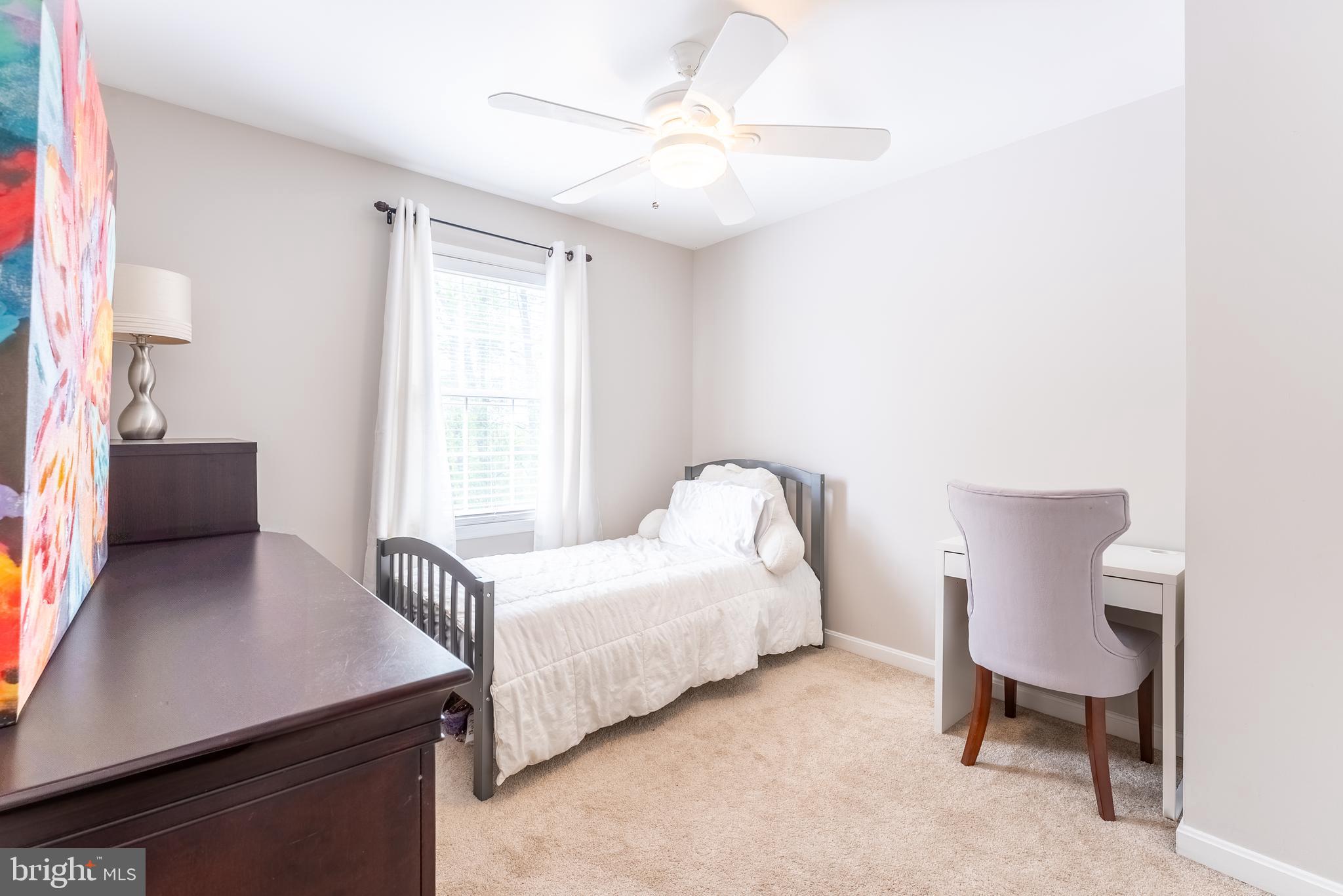 LANDSDOWNE - Residential