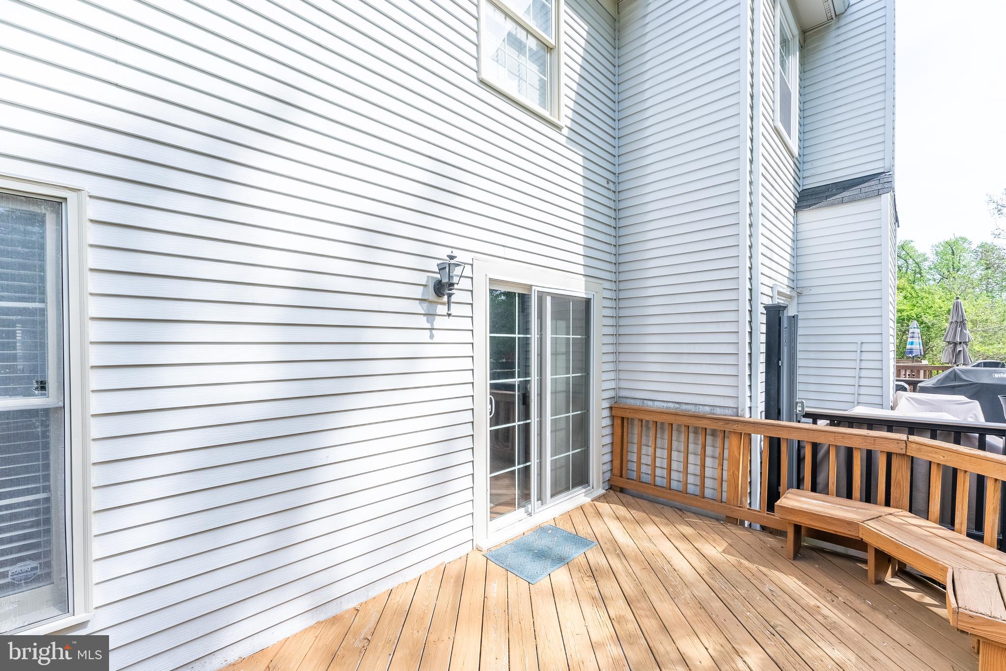 LANDSDOWNE - Residential