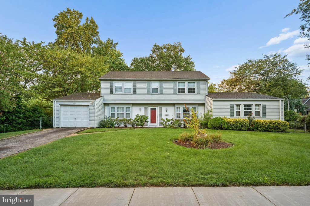 Photo of 12801 Beaverdale Lane, BOWIE, MD 20715 (MLS # MDPG2216684)