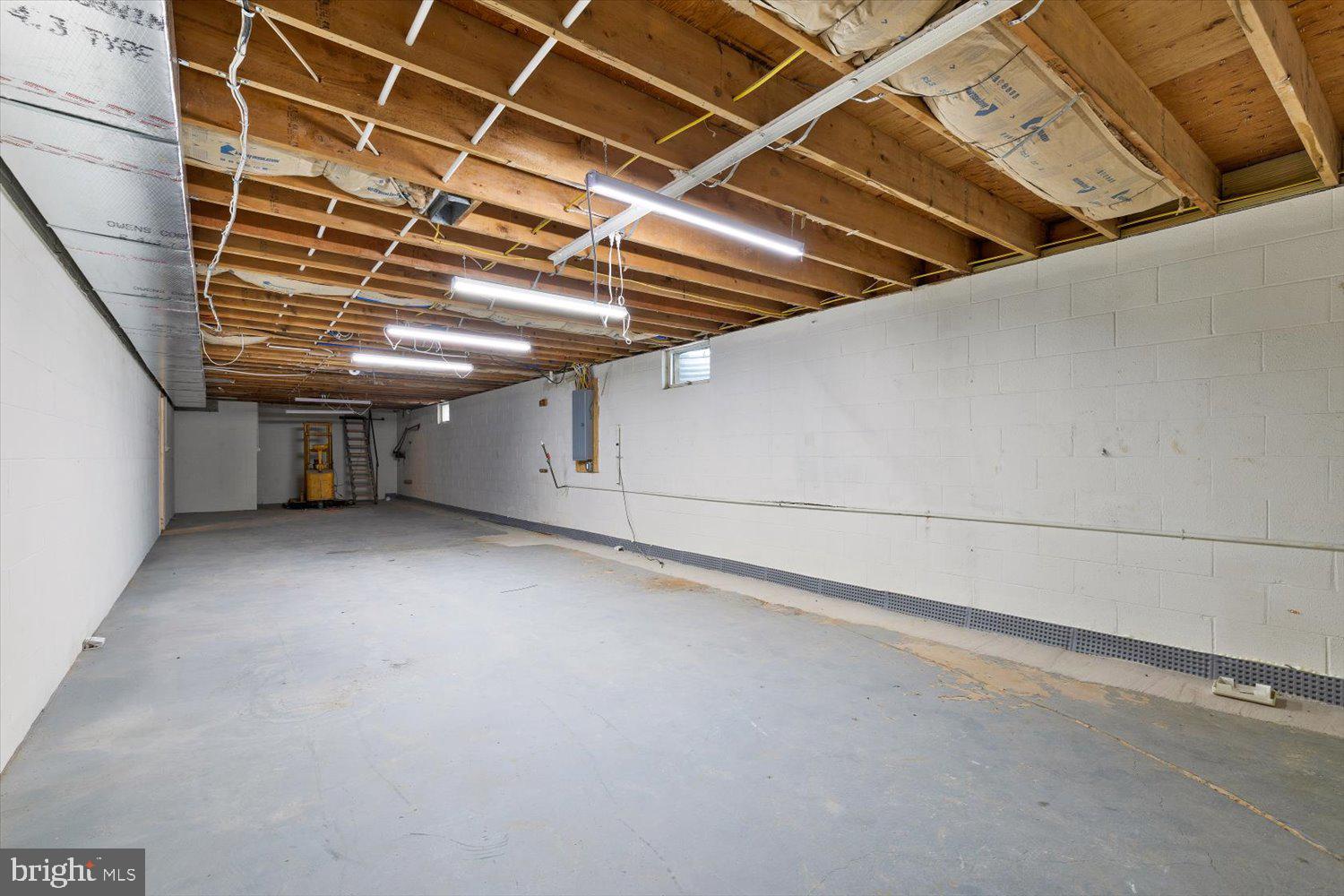 WATERFORD ESTATES - Residential