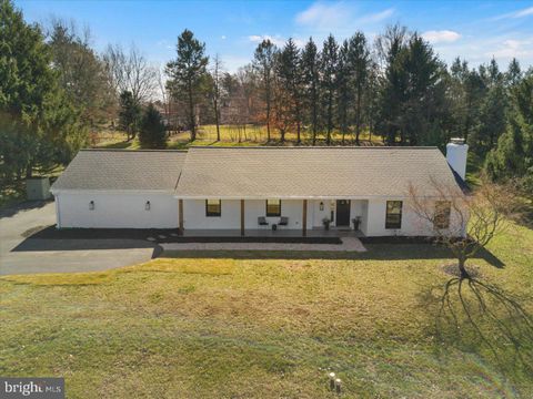 Photo of 2146 STONECREST DR, LANCASTER, PA 17601 (MLS # PALA2031126)
