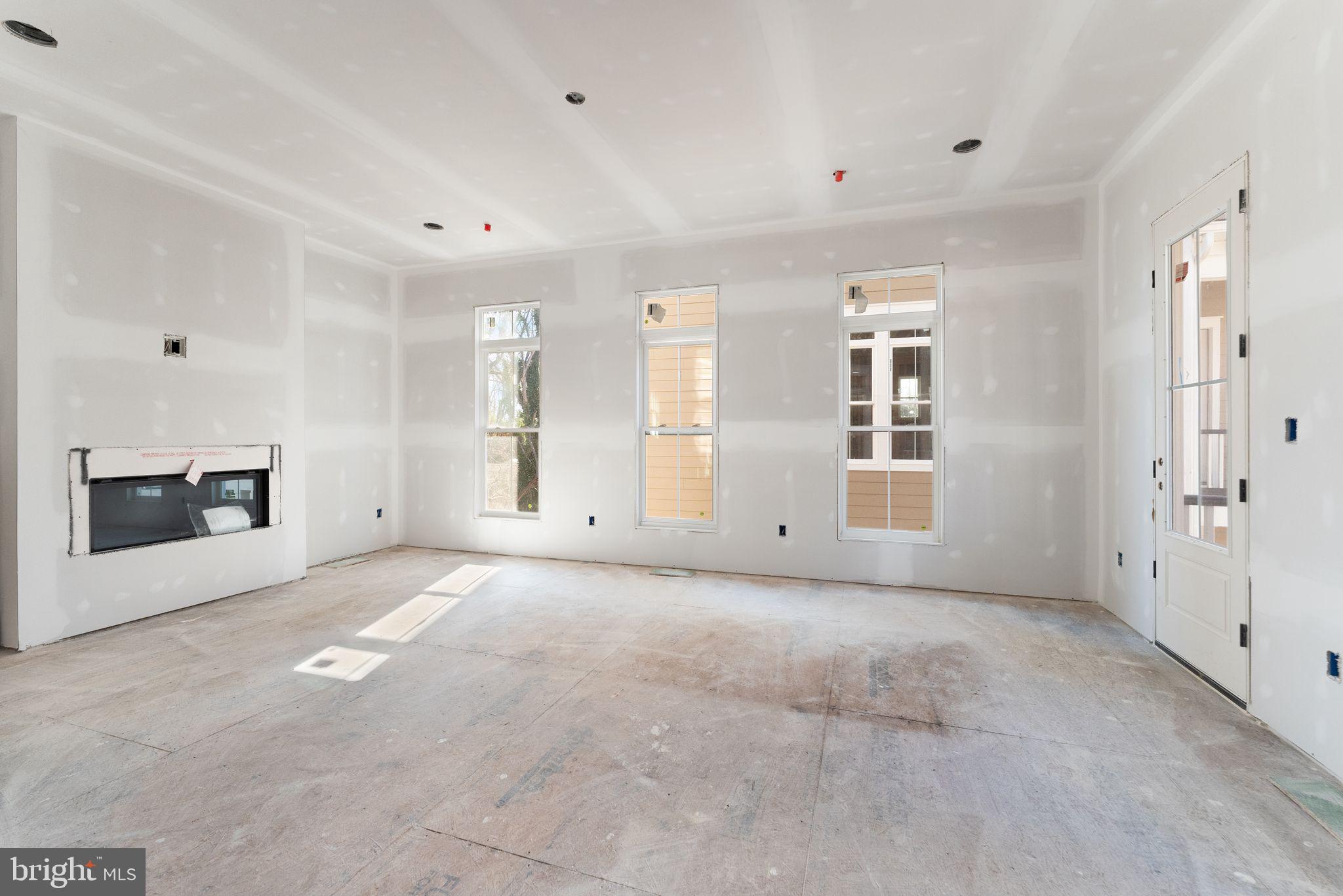10634 POCKET PLACE