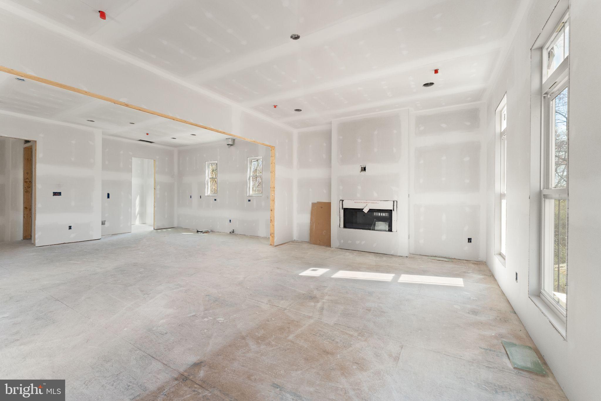 10634 POCKET PLACE