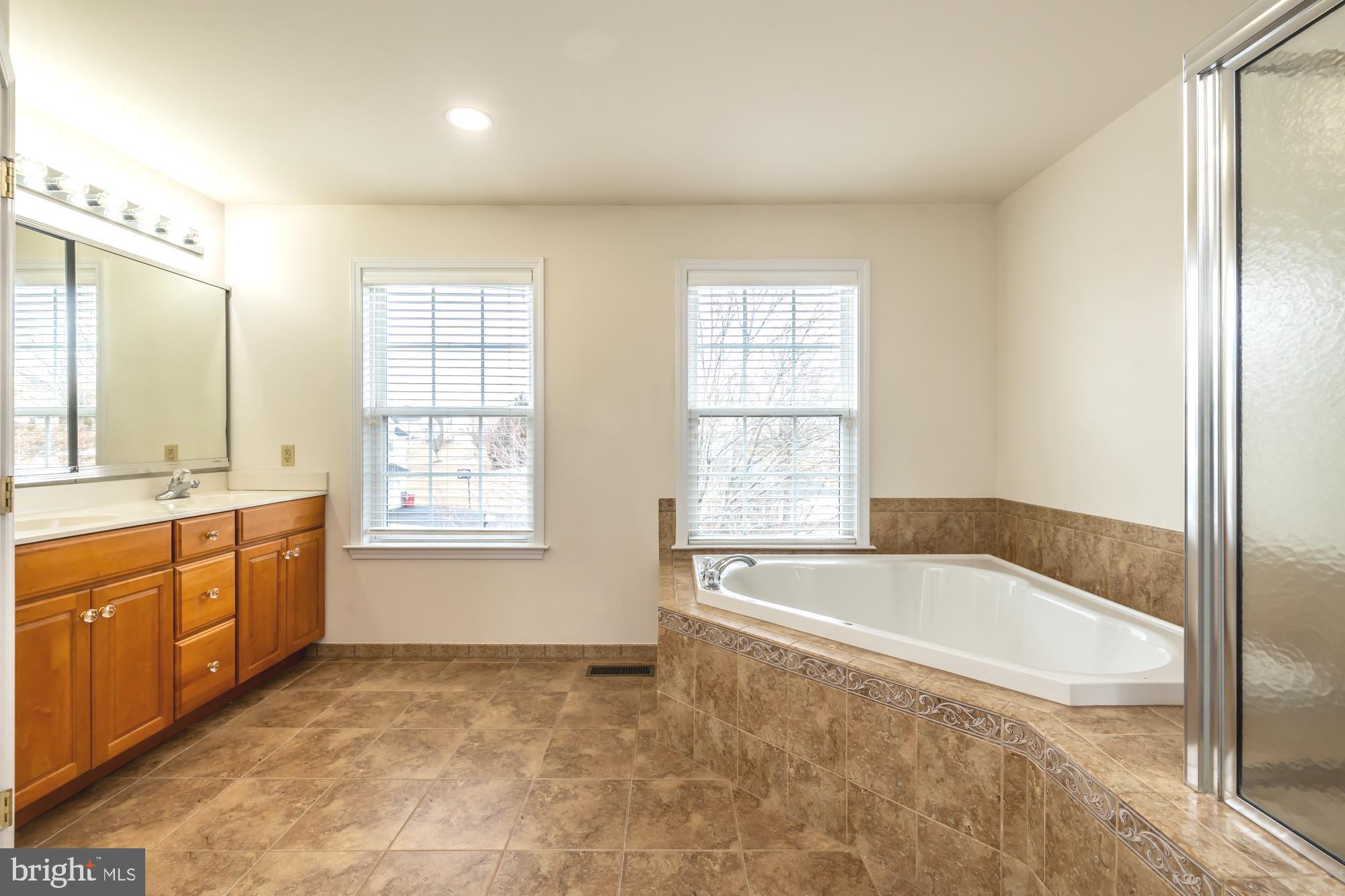 VALLEY HIGH ESTS - Residential