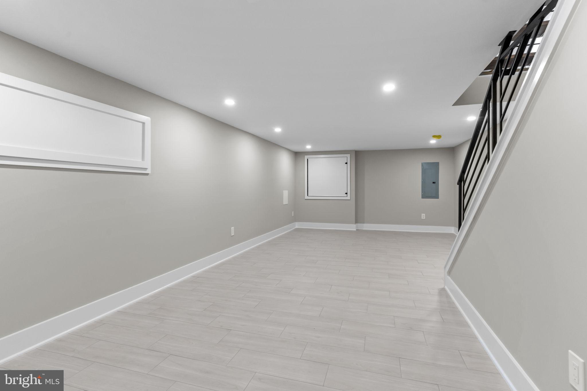 OLDE KENSINGTON - Residential