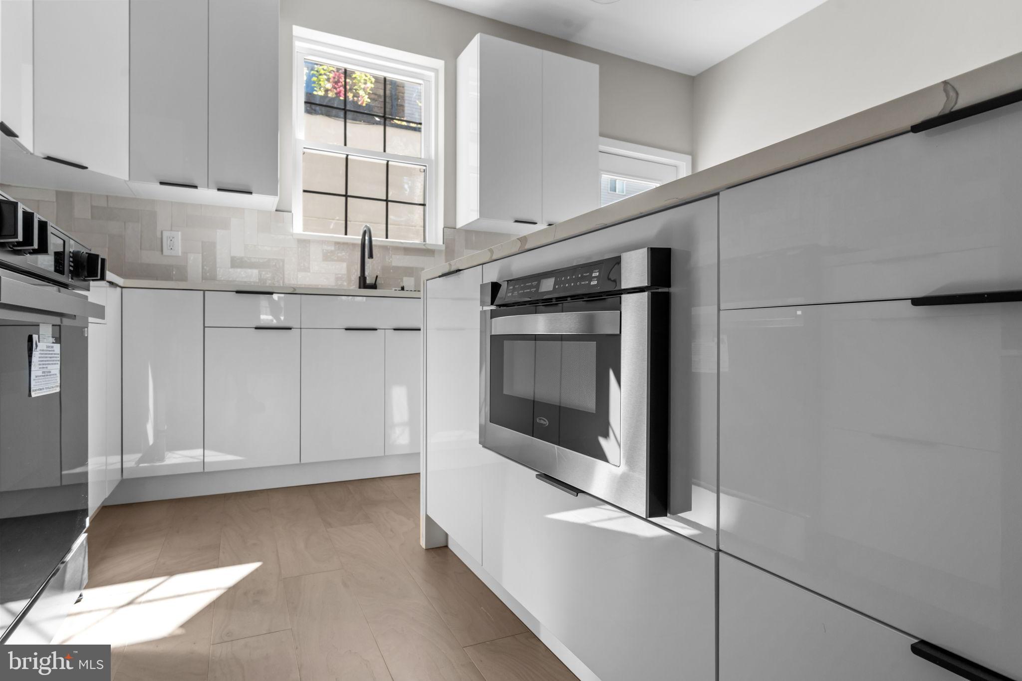 OLDE KENSINGTON - Residential