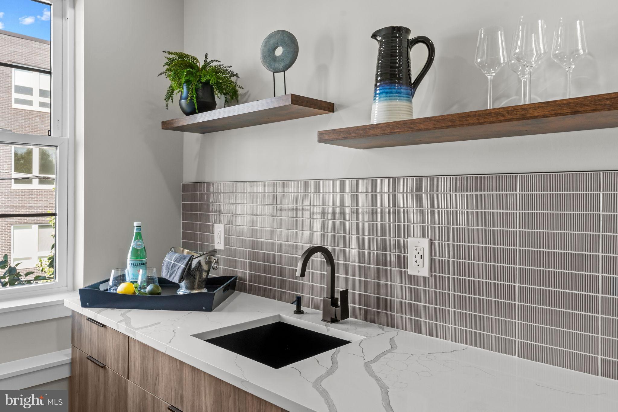 OLDE KENSINGTON - Residential