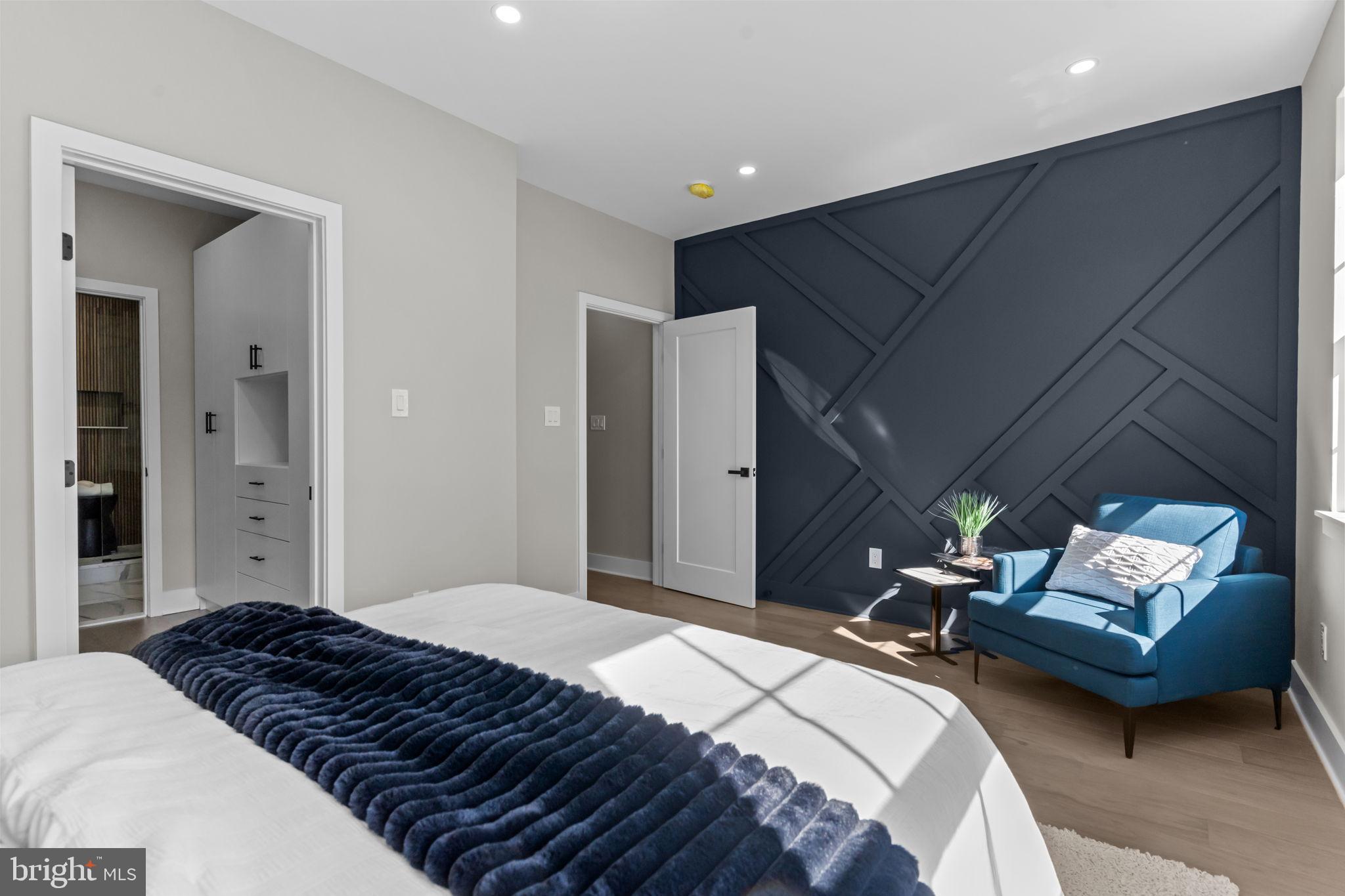 OLDE KENSINGTON - Residential