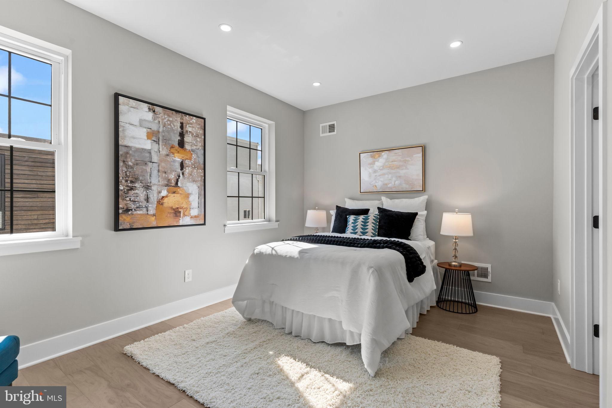 OLDE KENSINGTON - Residential