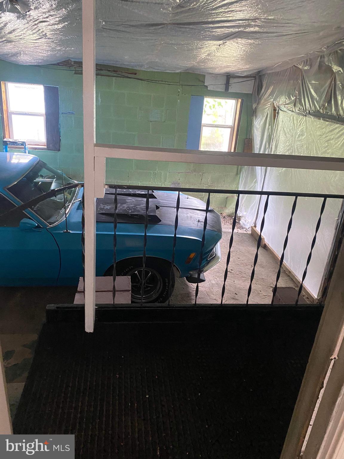 C M LOCKHART - Residential