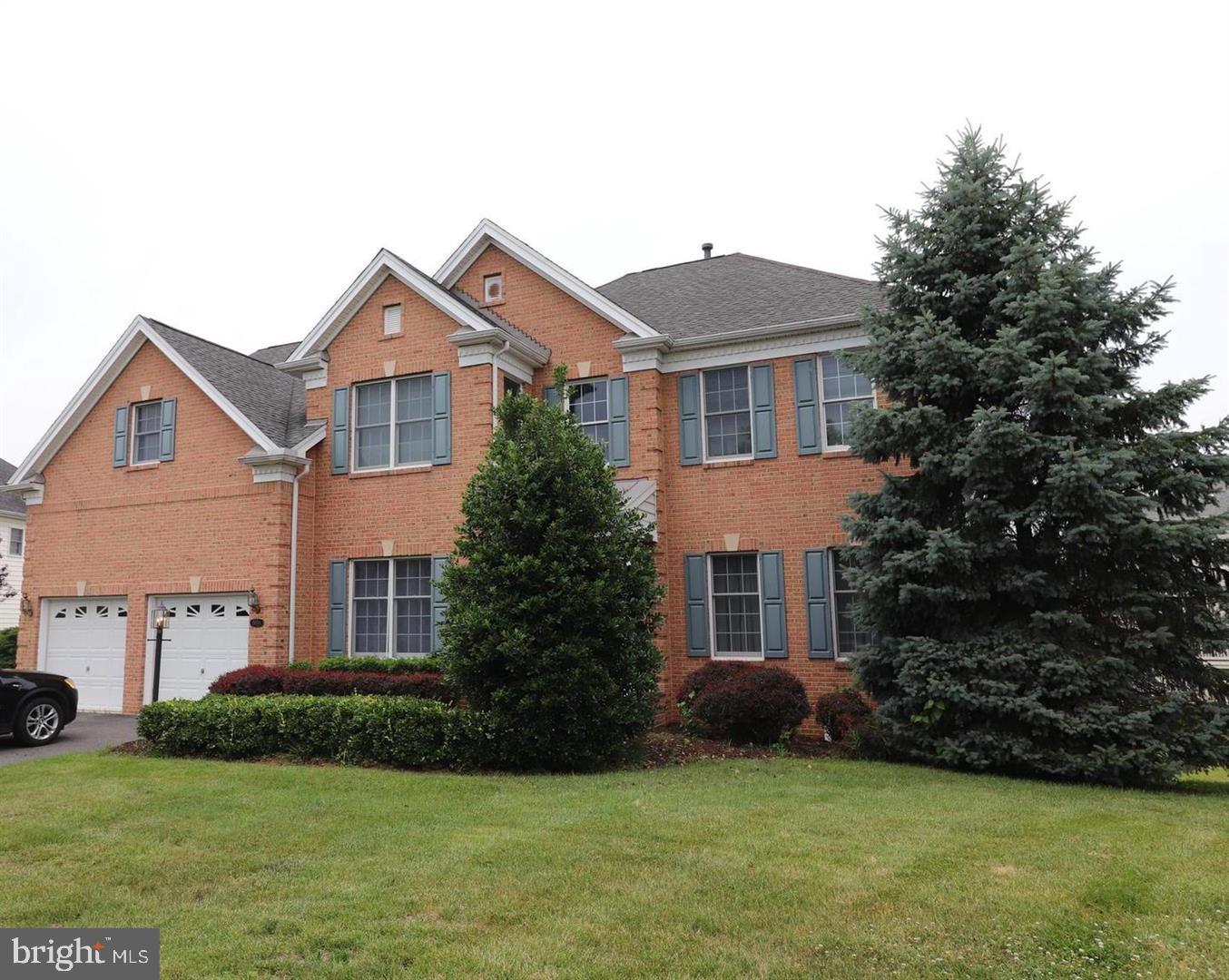 DOMINION VALLEY COUNTRY CLUB - Residential Lease