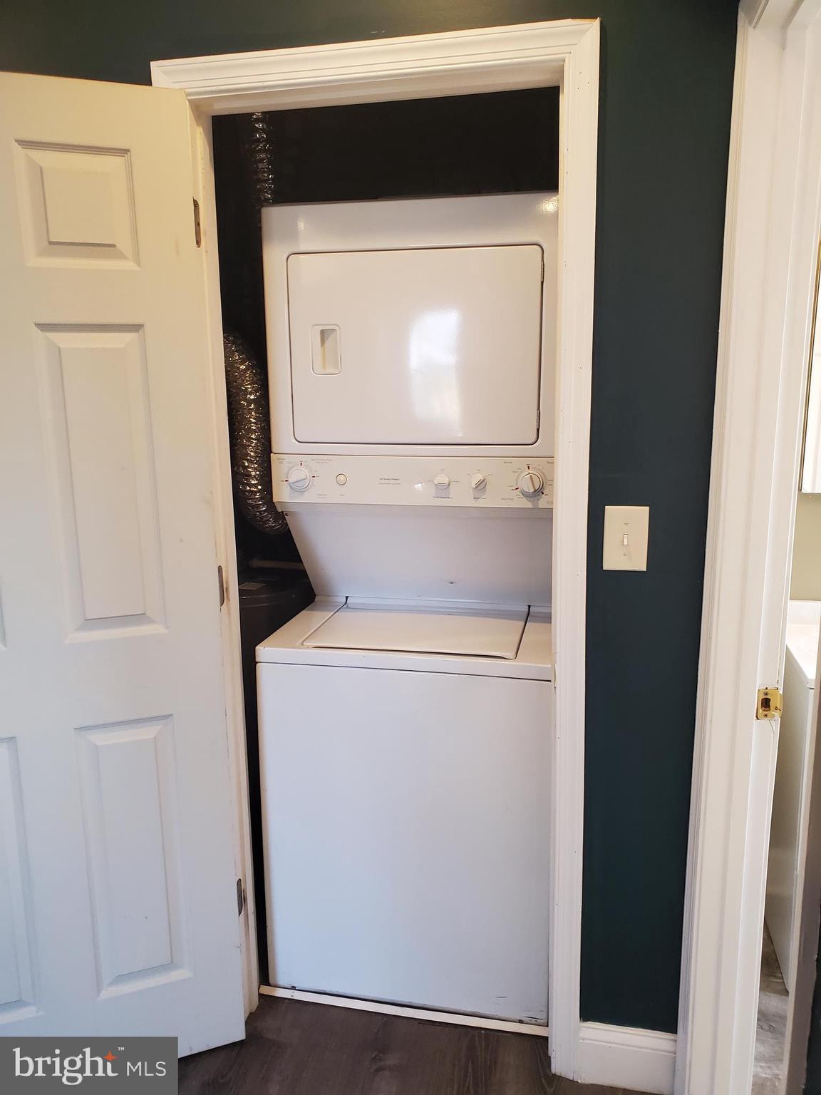 BROOKLYN PARK - Residential Lease