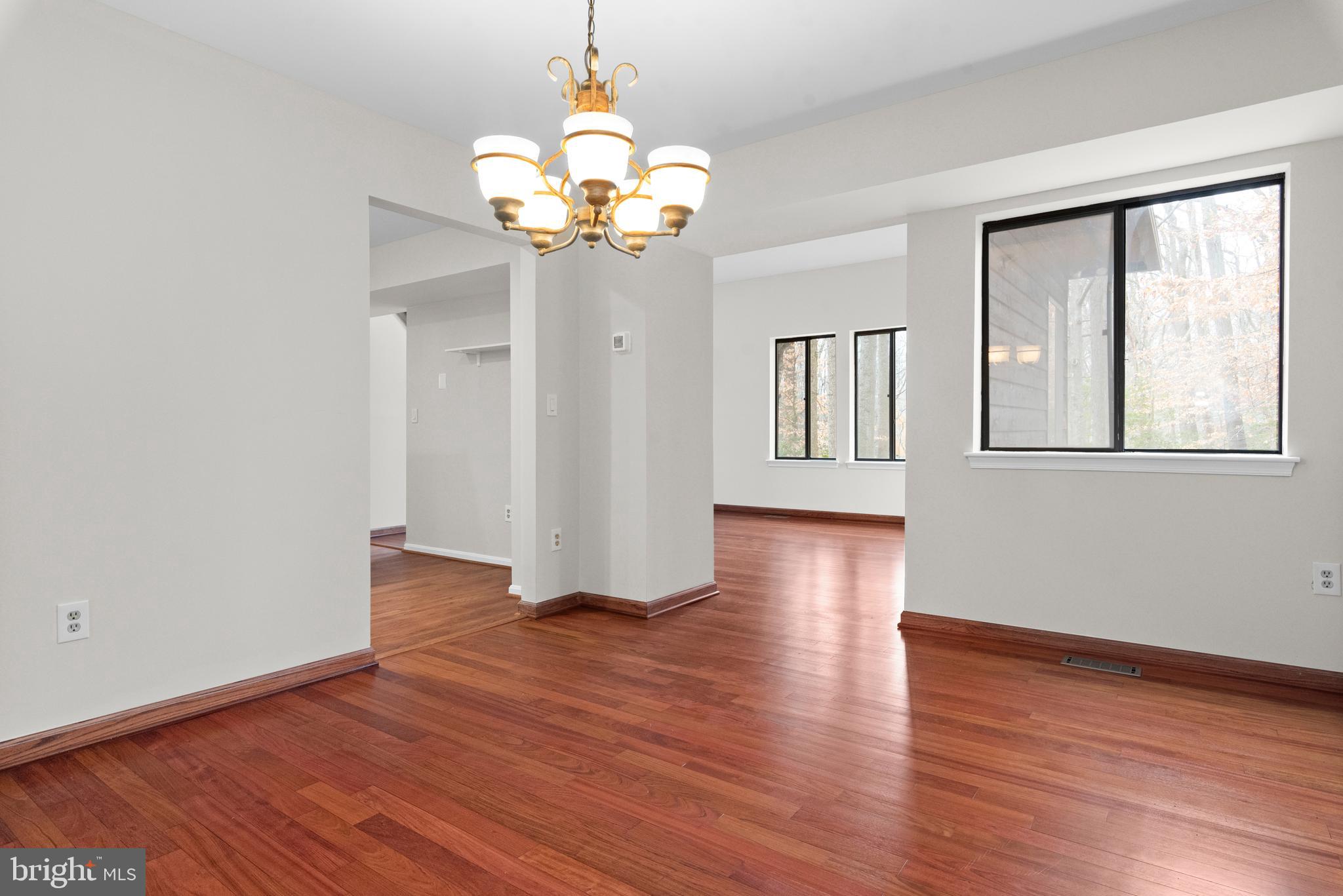 VALENTINE CREEK - Residential