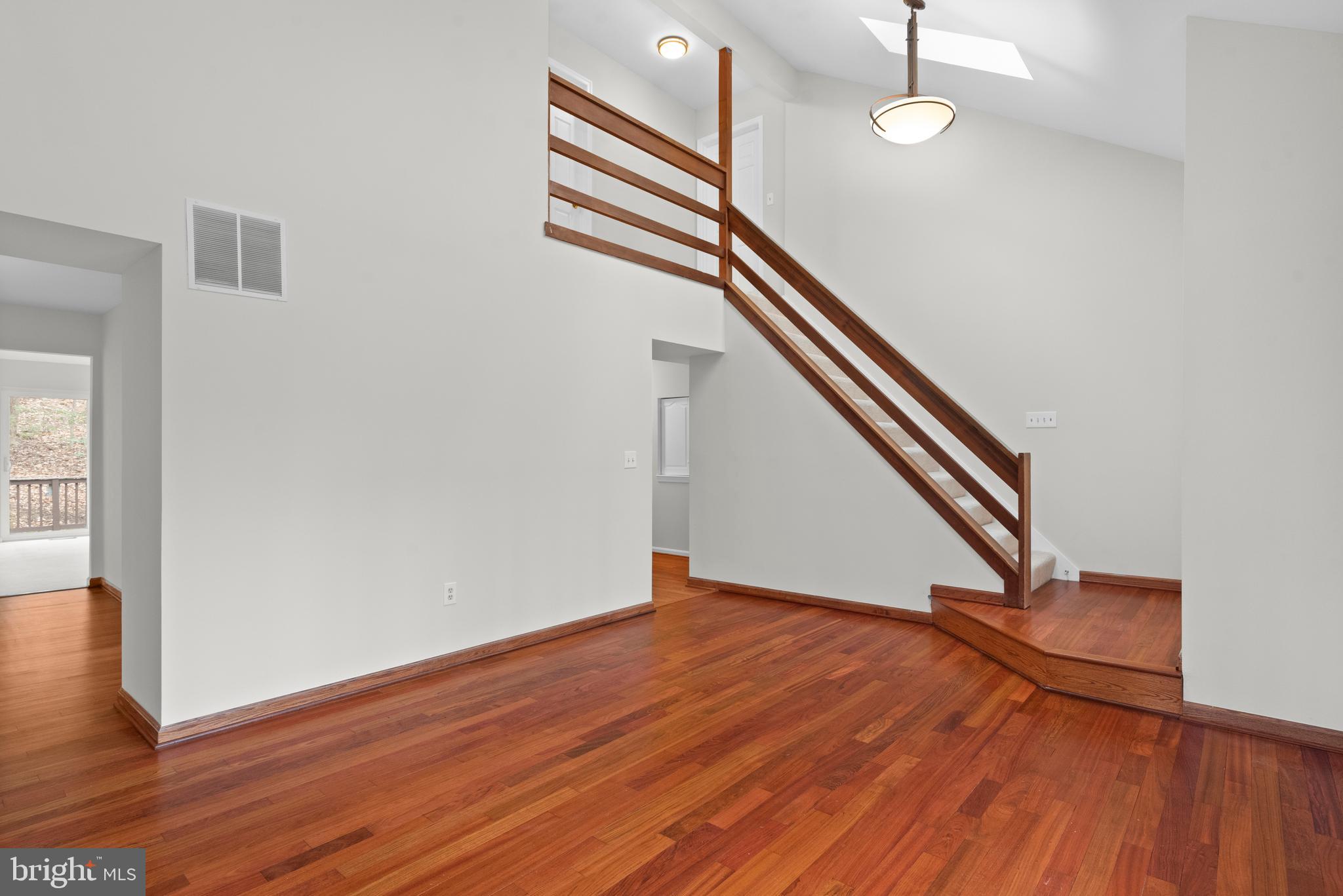 VALENTINE CREEK - Residential