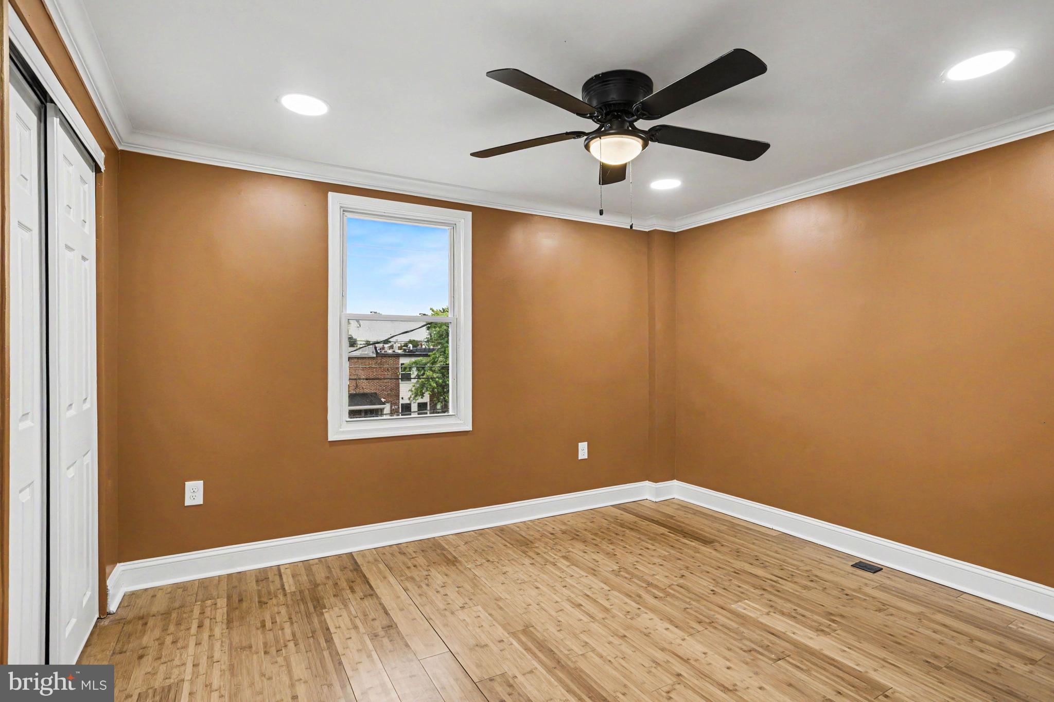 NORTHBROOK - Residential