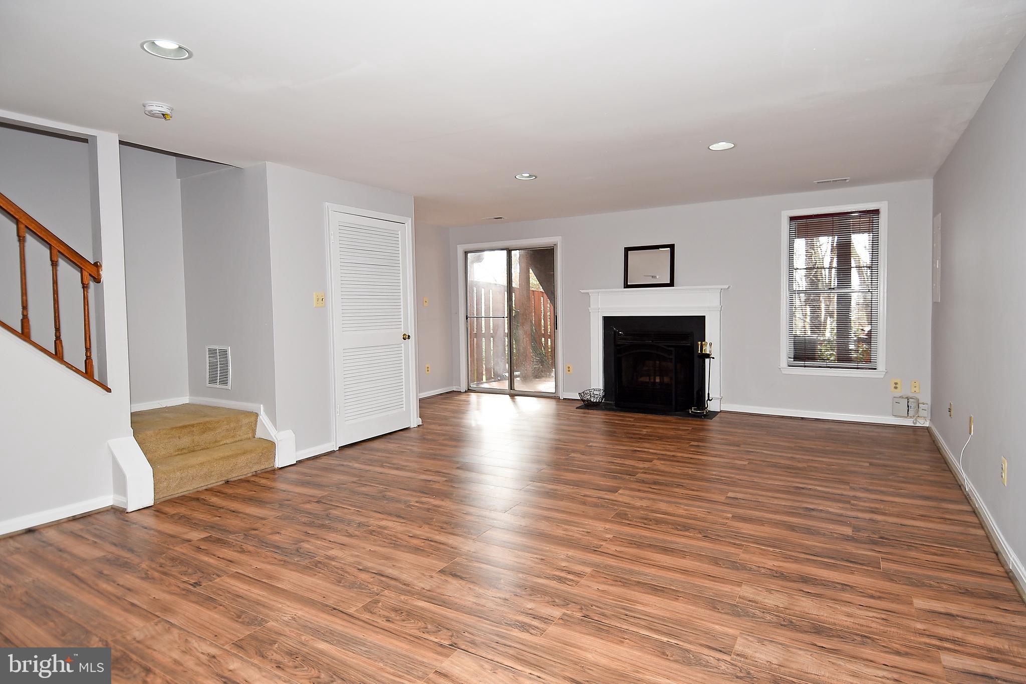 KINGSTOWNE - Residential