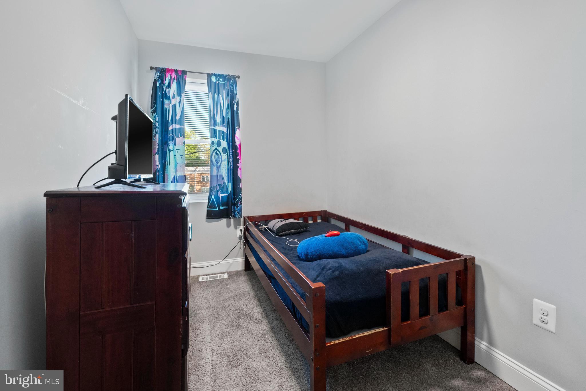 EDMONDSON VIILLAGE - Residential