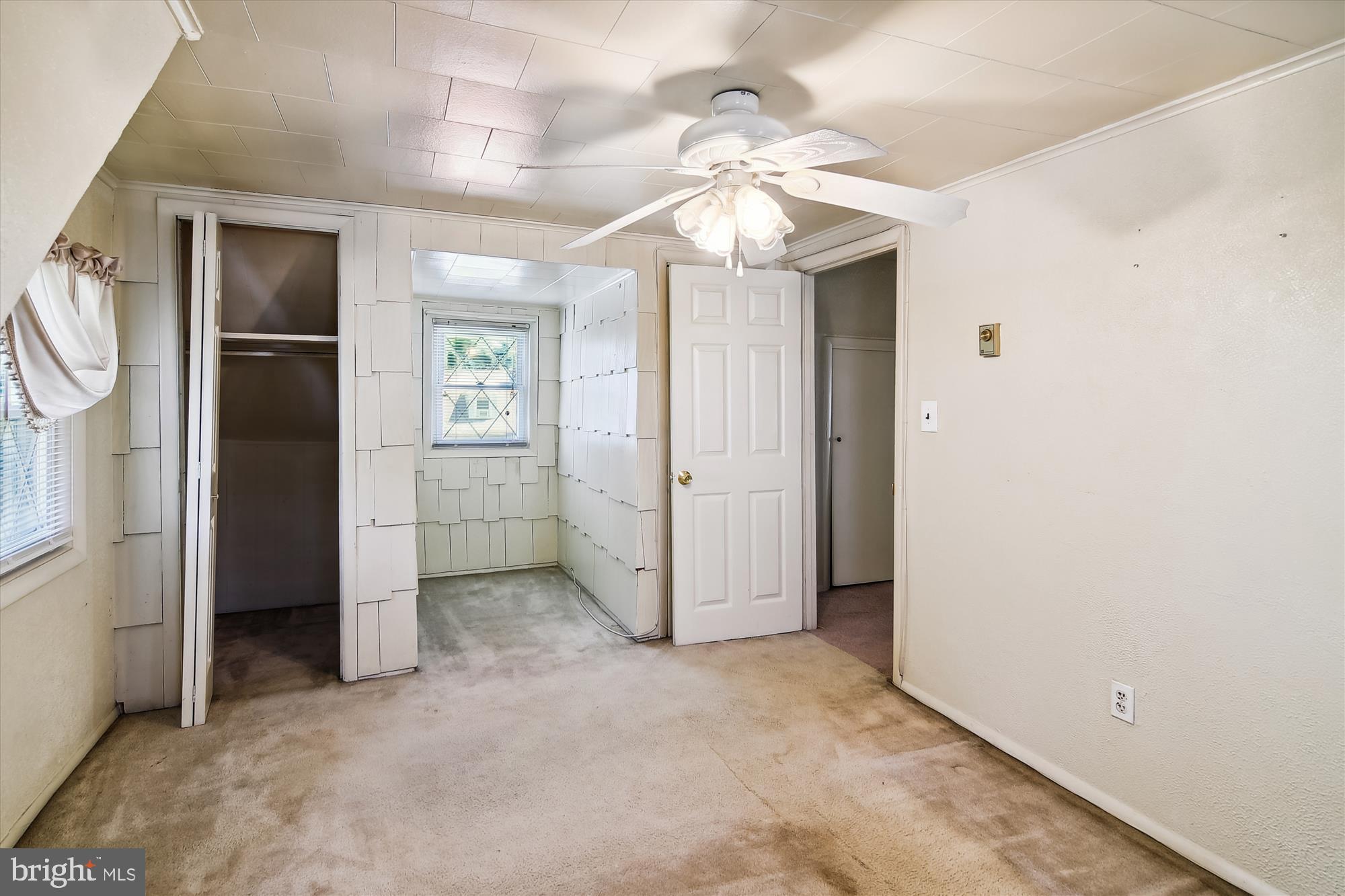 RIDGEWOOD - Residential