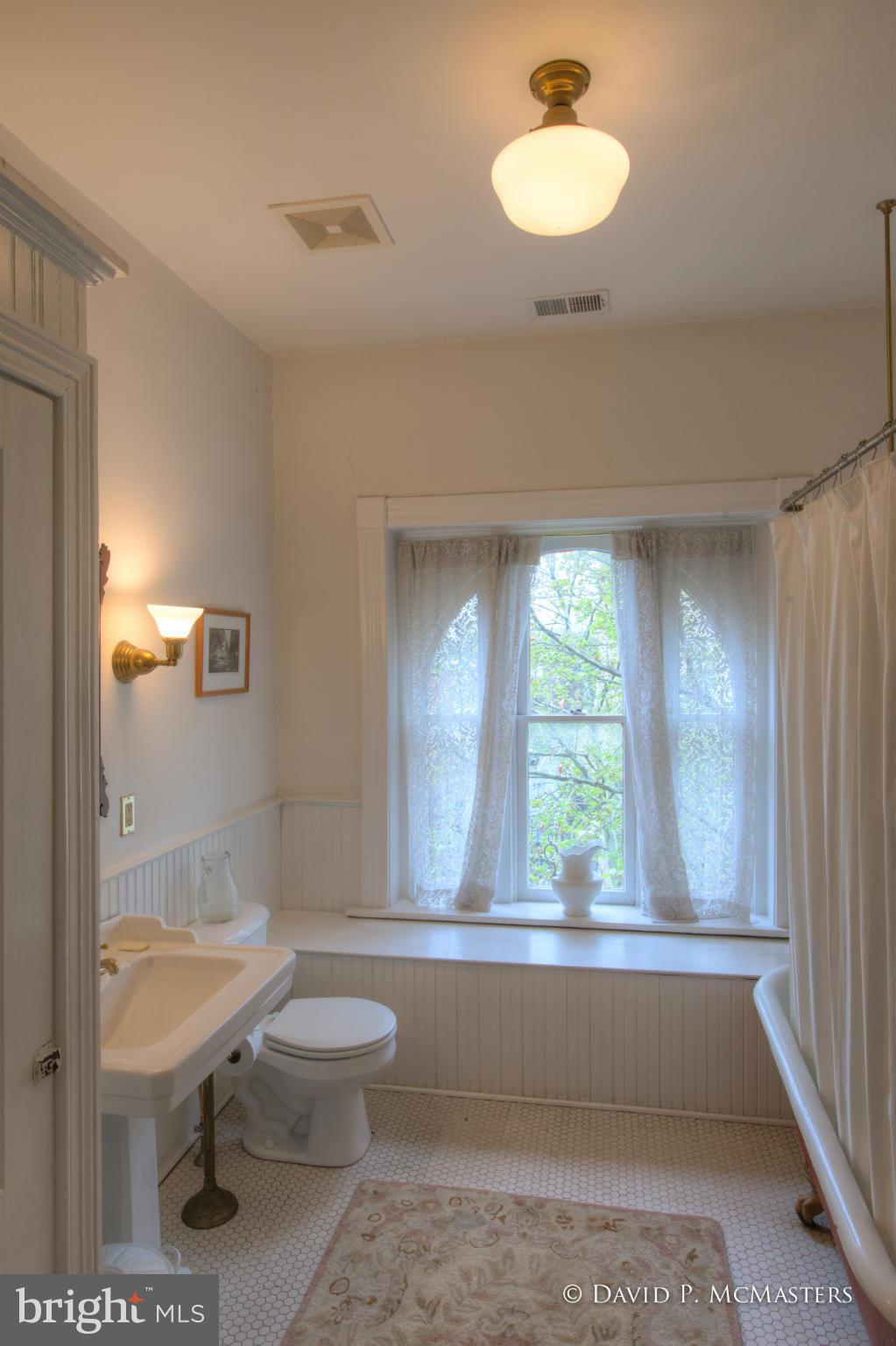 MARTINSBURG CORP - Commercial Sale