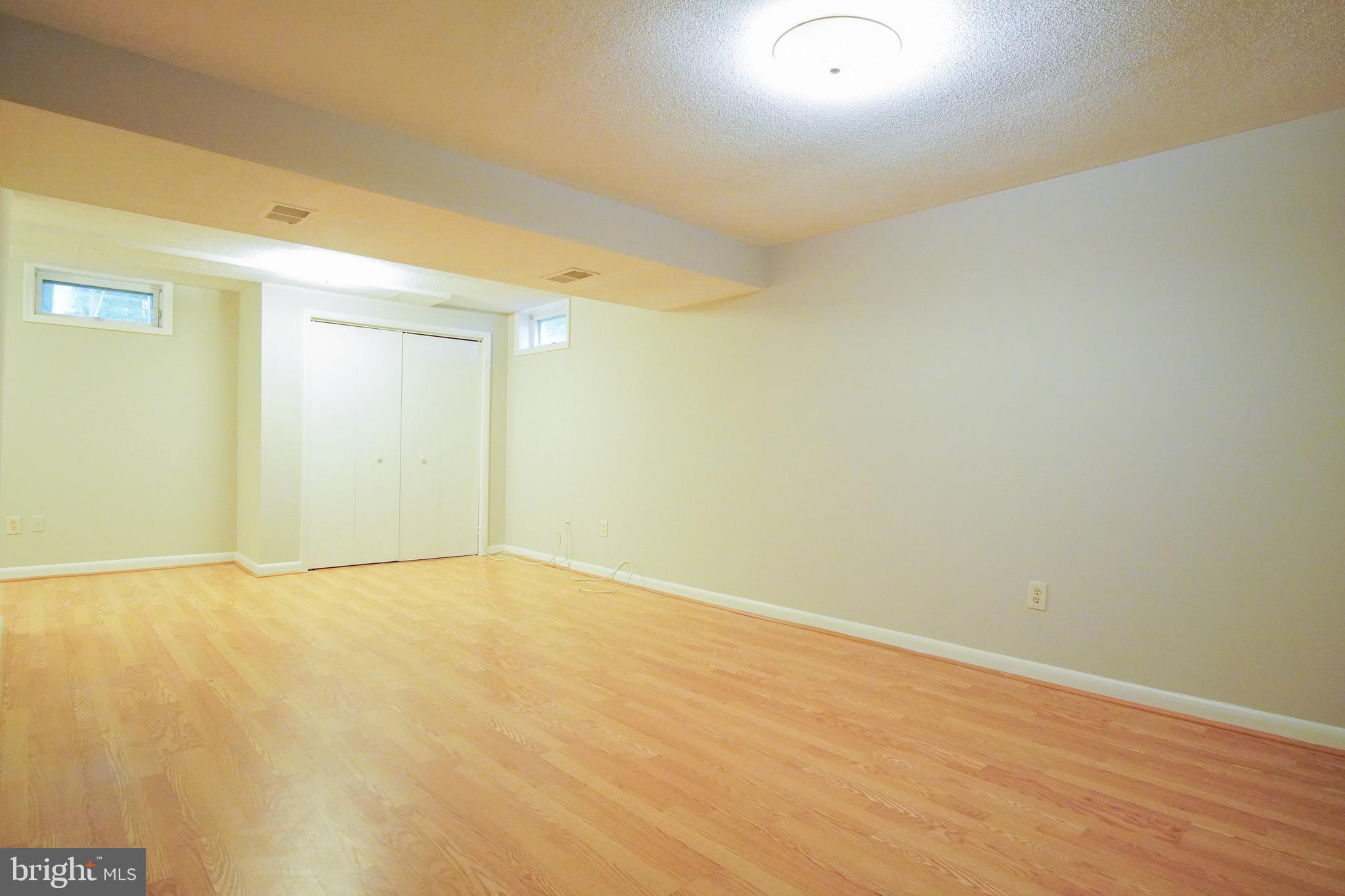 MONTCLAIR - Residential