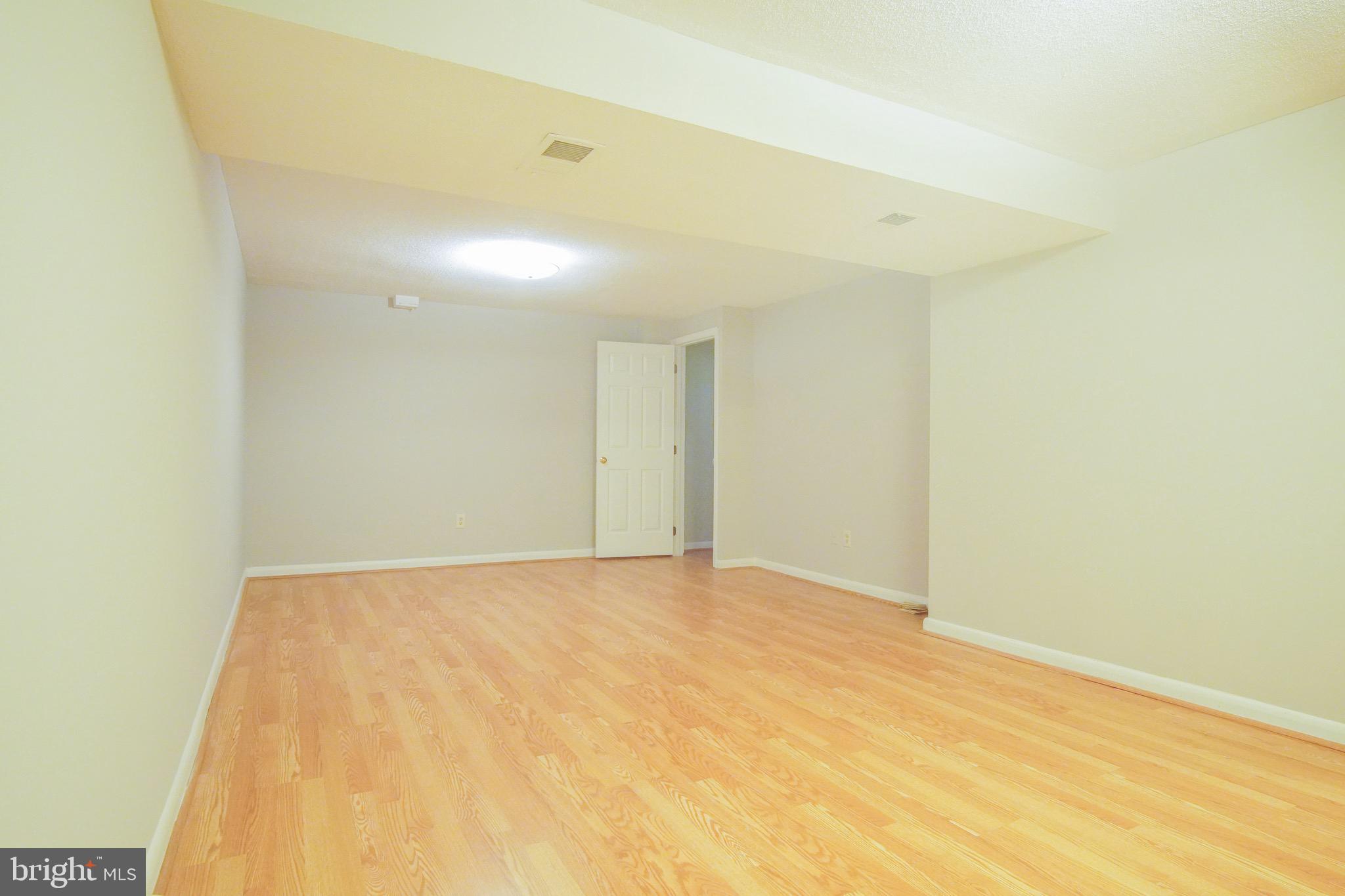 MONTCLAIR - Residential