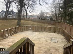 POMPONIOS BEL AIR - Residential Lease