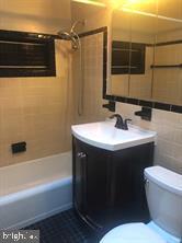 POMPONIOS BEL AIR - Residential Lease