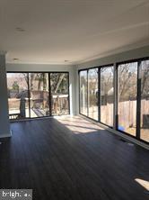 POMPONIOS BEL AIR - Residential Lease