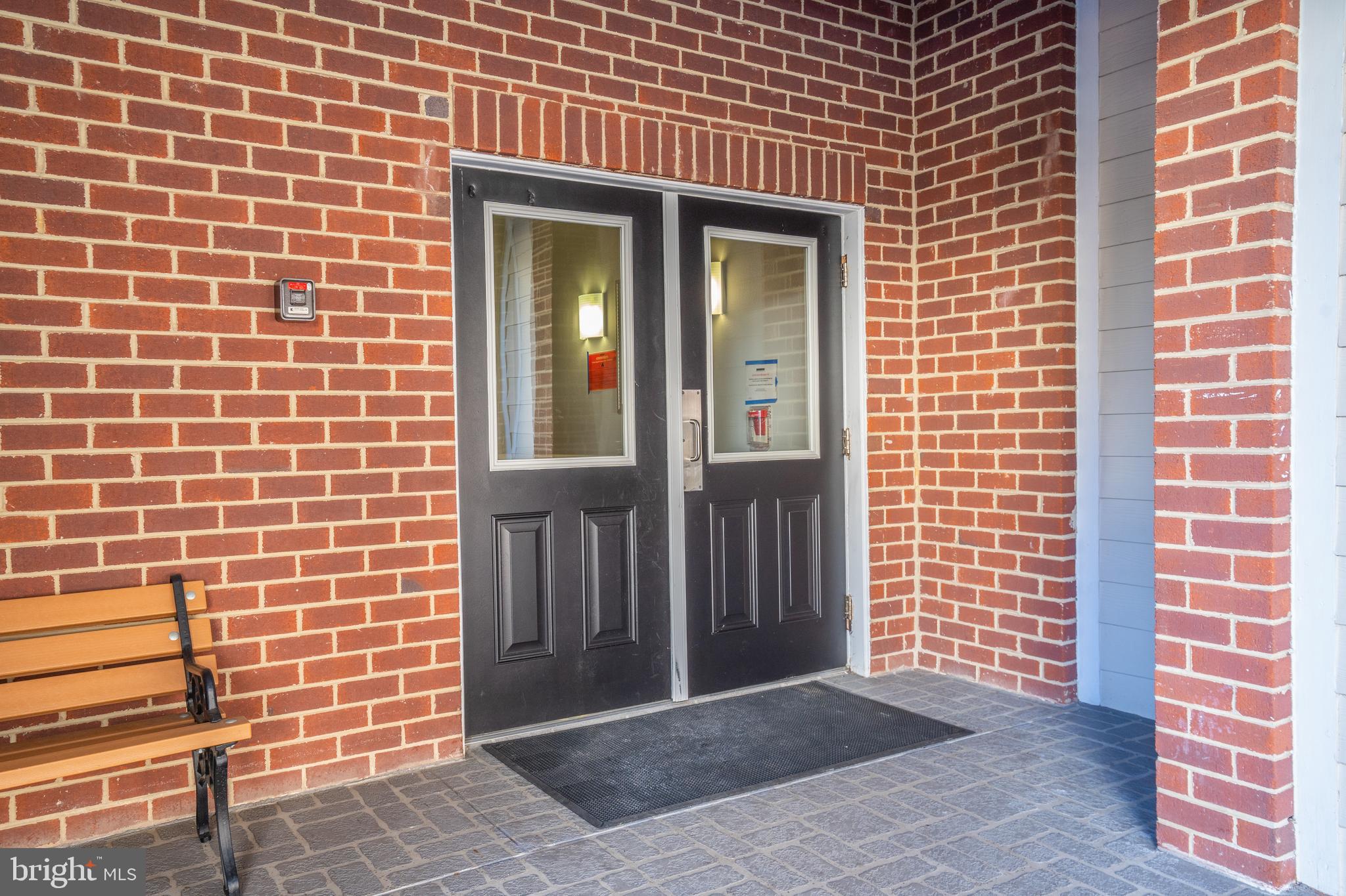 GATES OF MCLEAN - Residential Lease