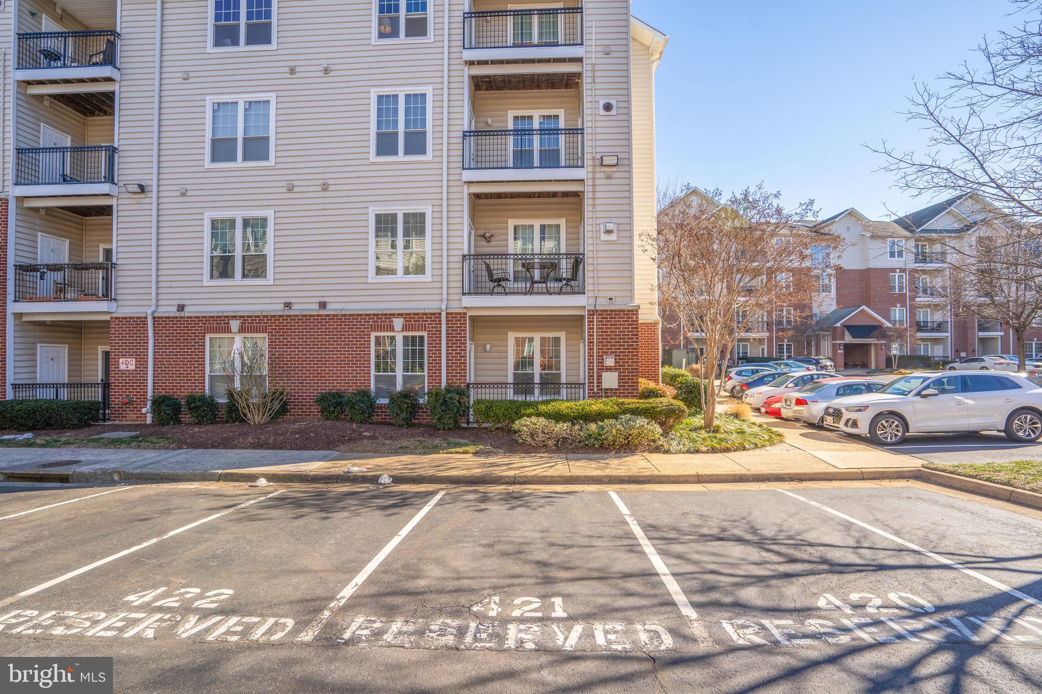 GATES OF MCLEAN - Residential Lease