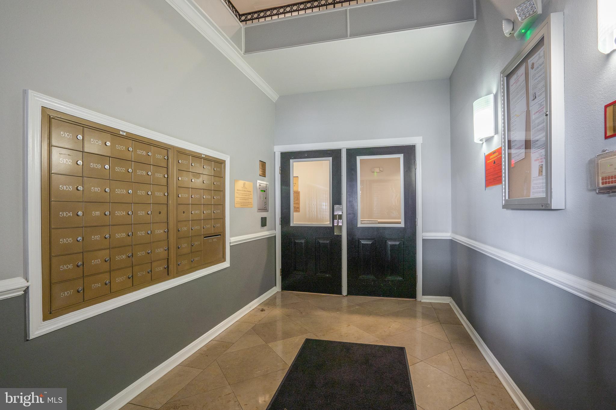 GATES OF MCLEAN - Residential Lease