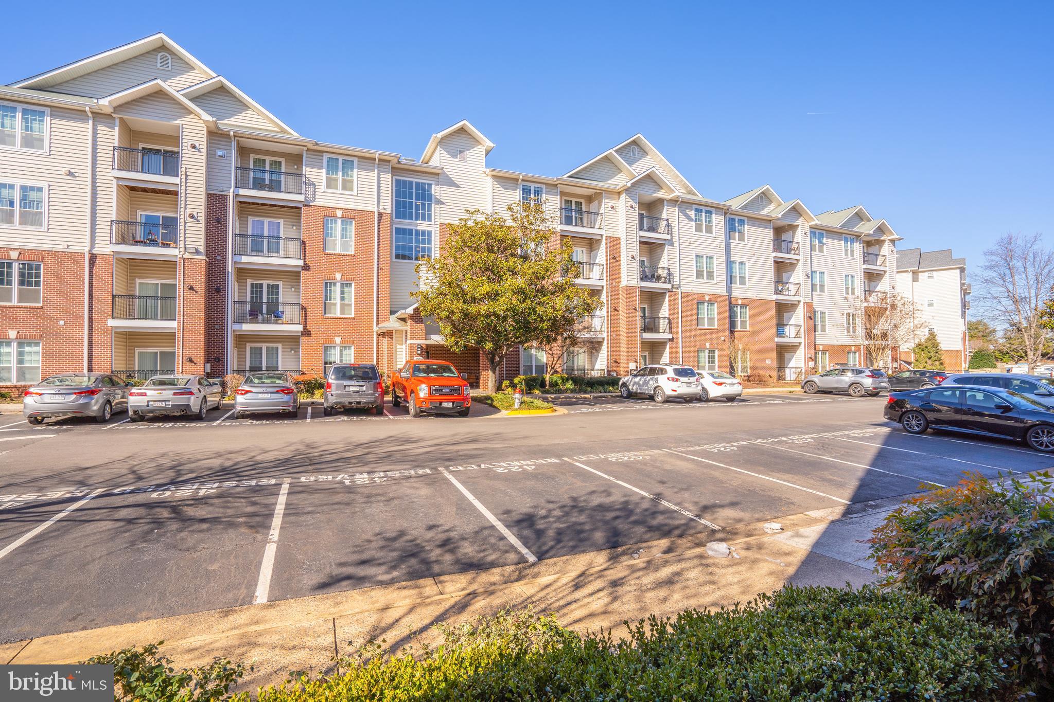 GATES OF MCLEAN - Residential Lease