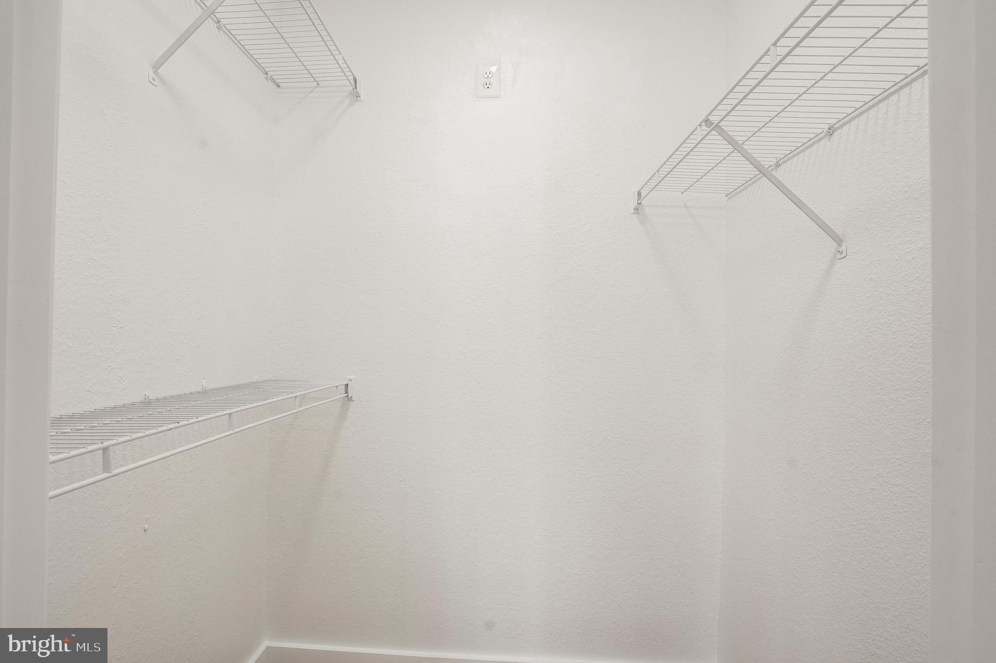 GATES OF MCLEAN - Residential Lease