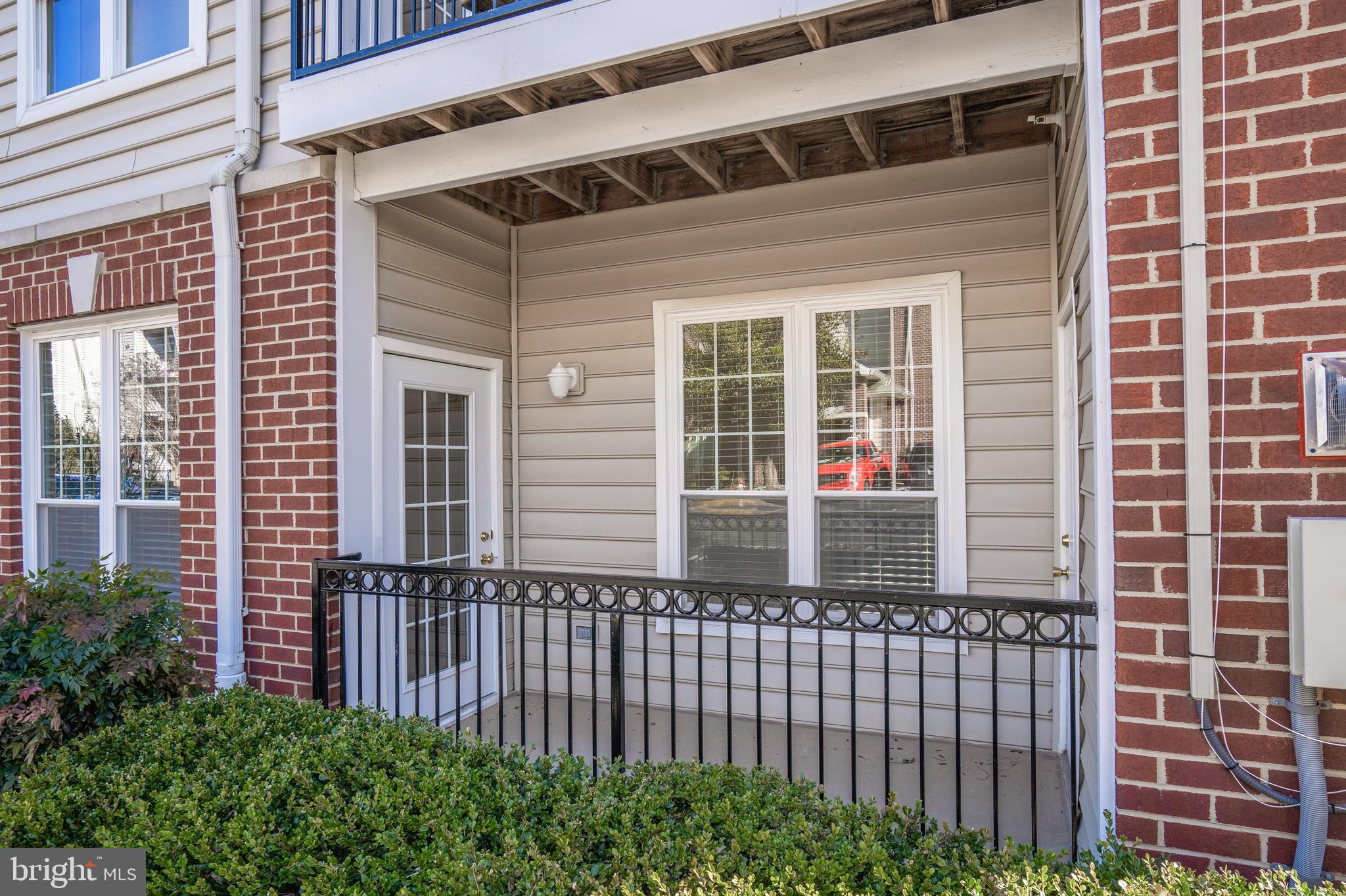 GATES OF MCLEAN - Residential Lease