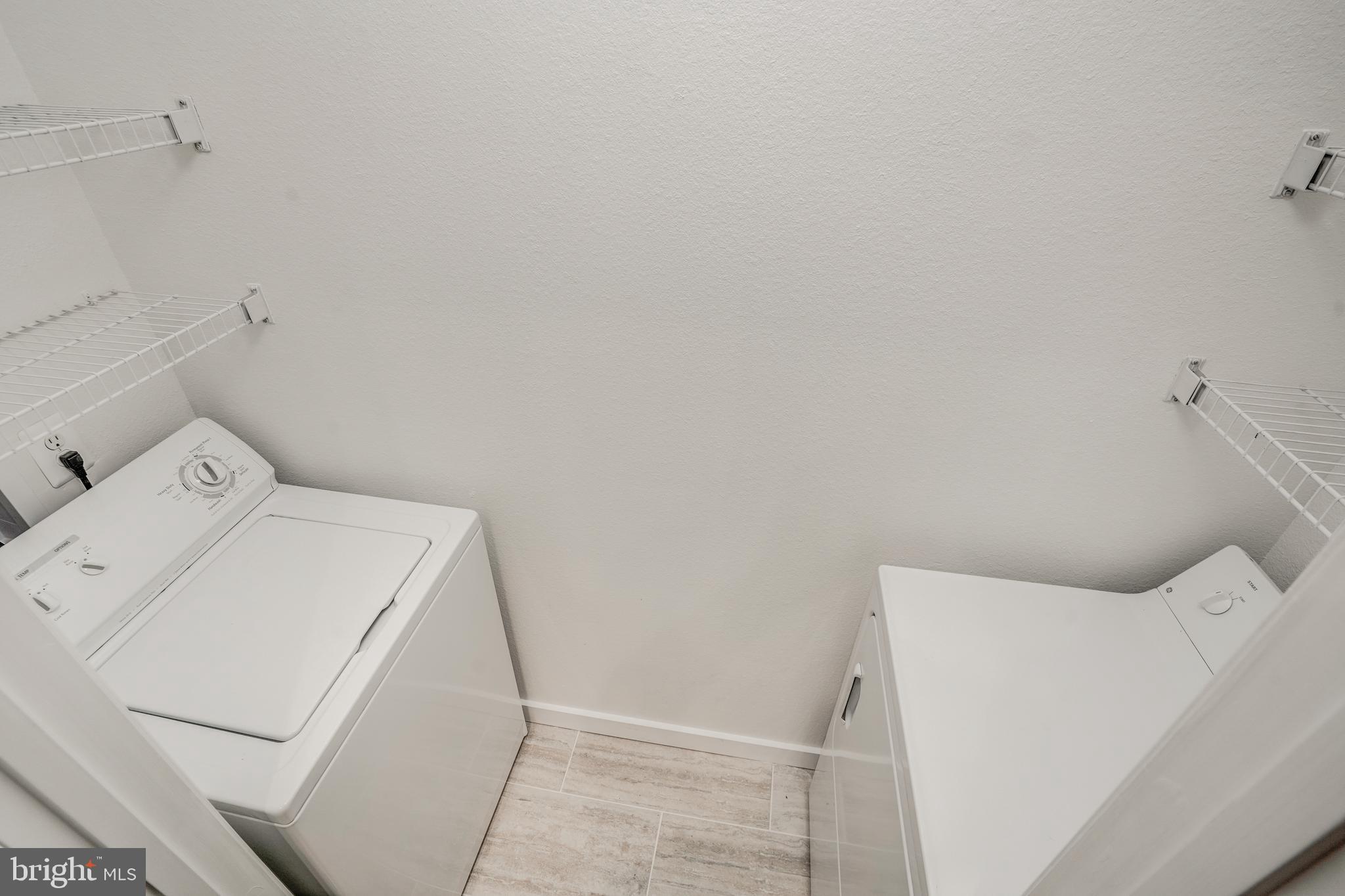 GATES OF MCLEAN - Residential Lease