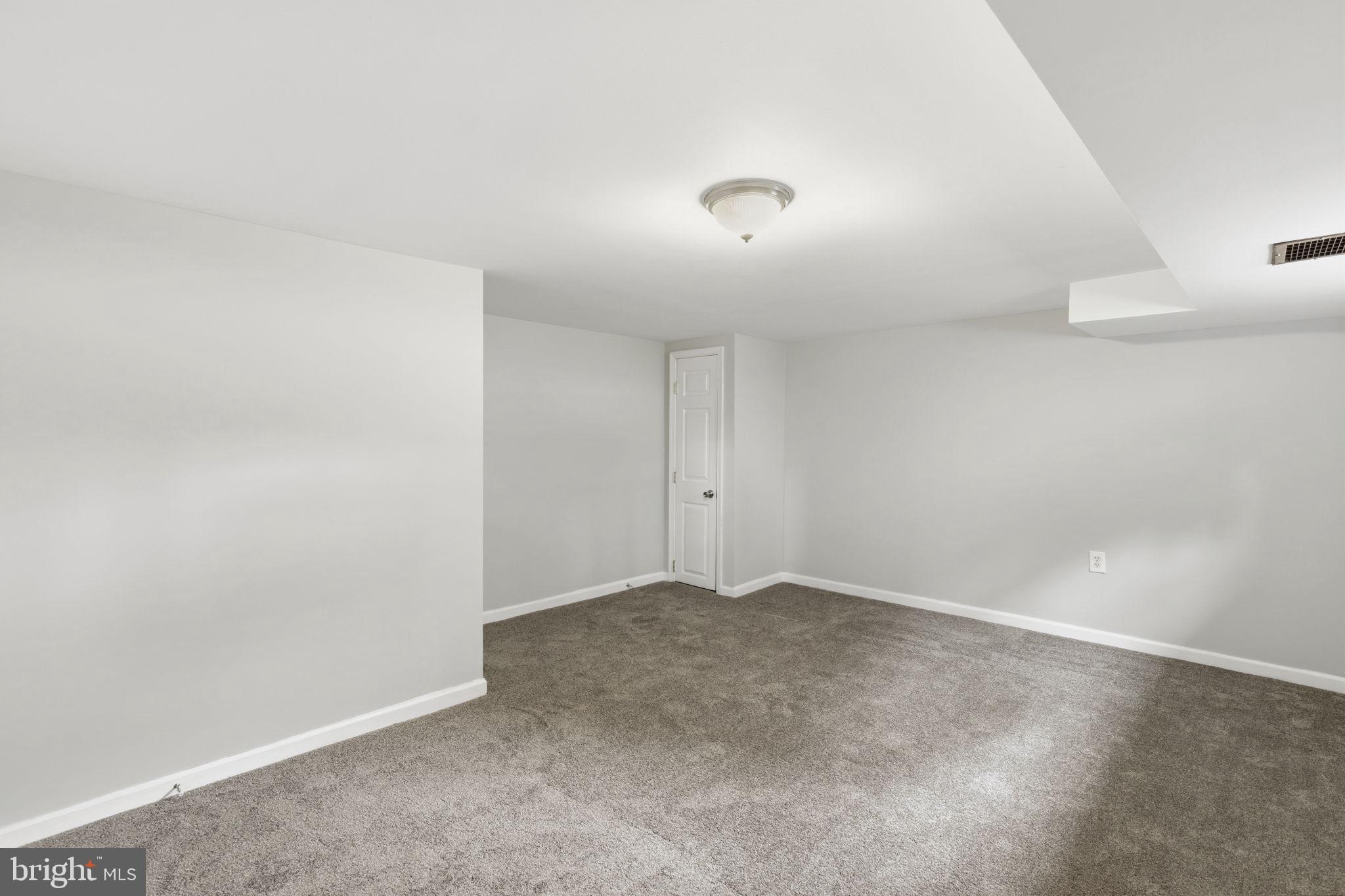 MIDDLESEX - Residential
