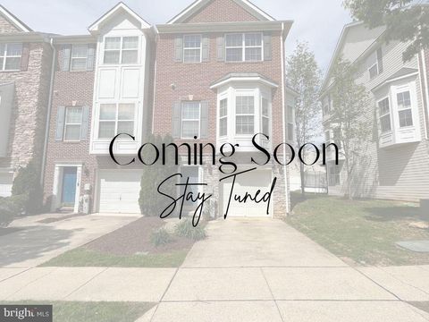 3334 CASTLE RIDGE CIRCLE 8 SILVER SPRING MD 20904