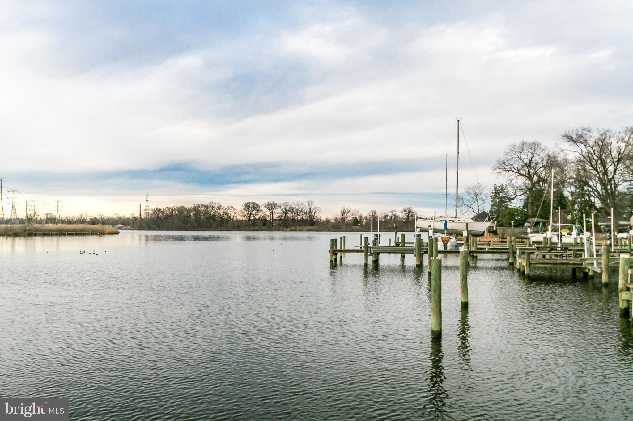 MURRAY POINT - Residential Lease