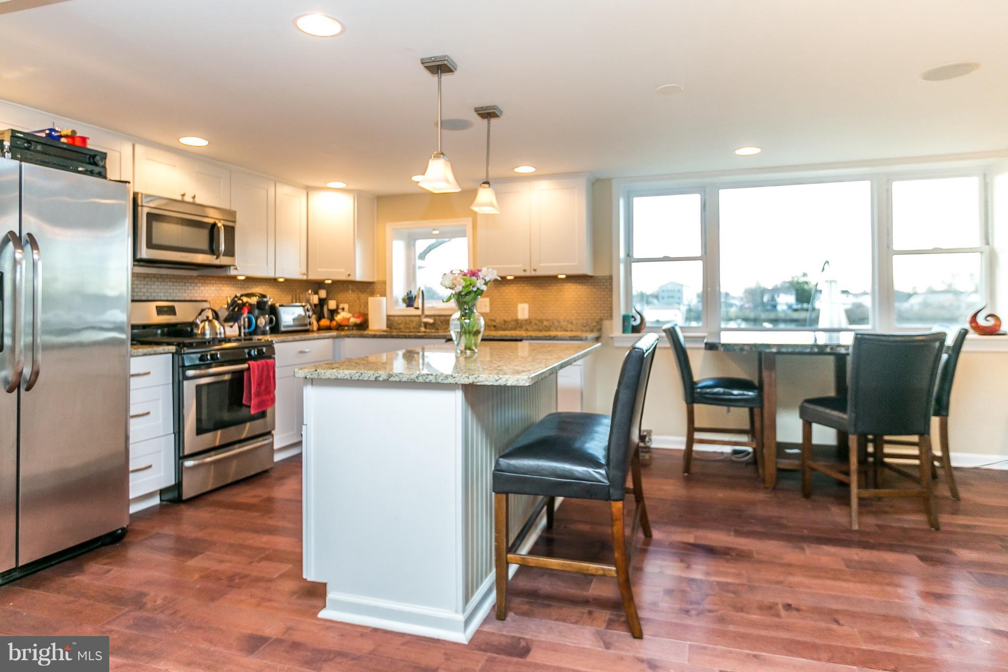 MURRAY POINT - Residential Lease