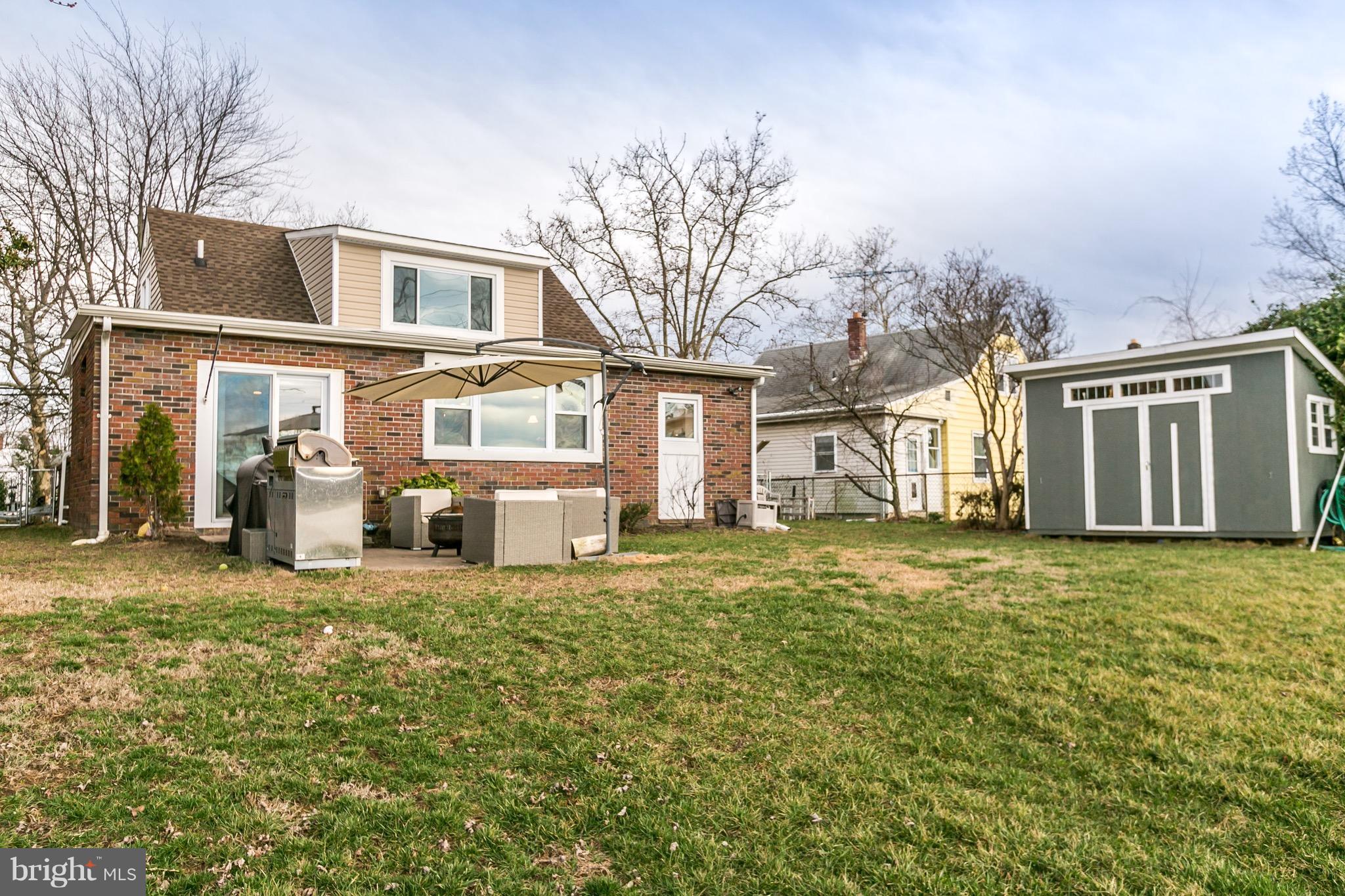 MURRAY POINT - Residential Lease