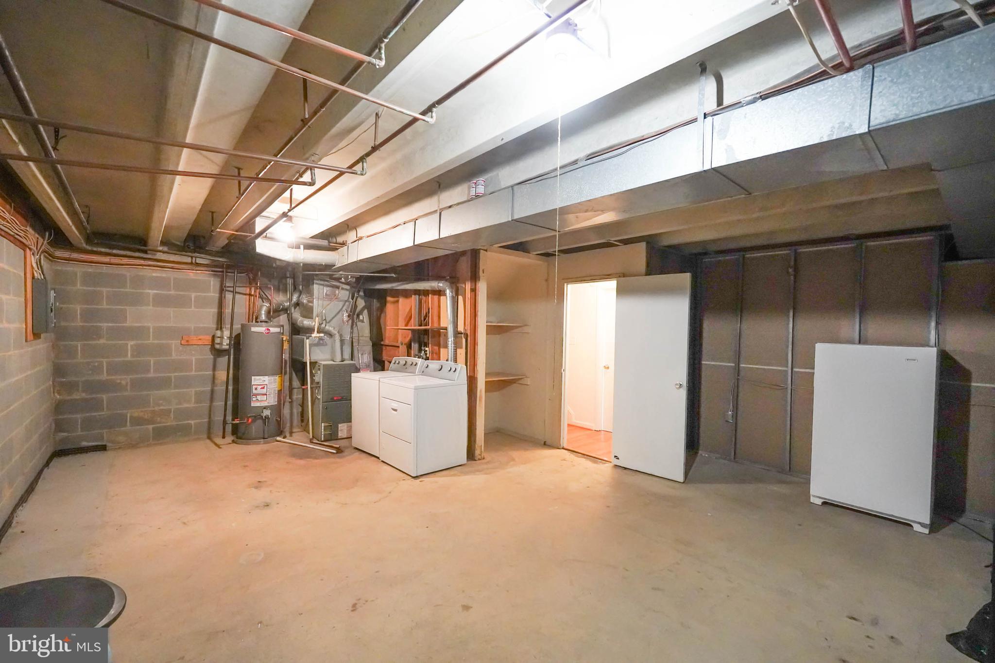 MONTGOMERY VILLAGE - Residential