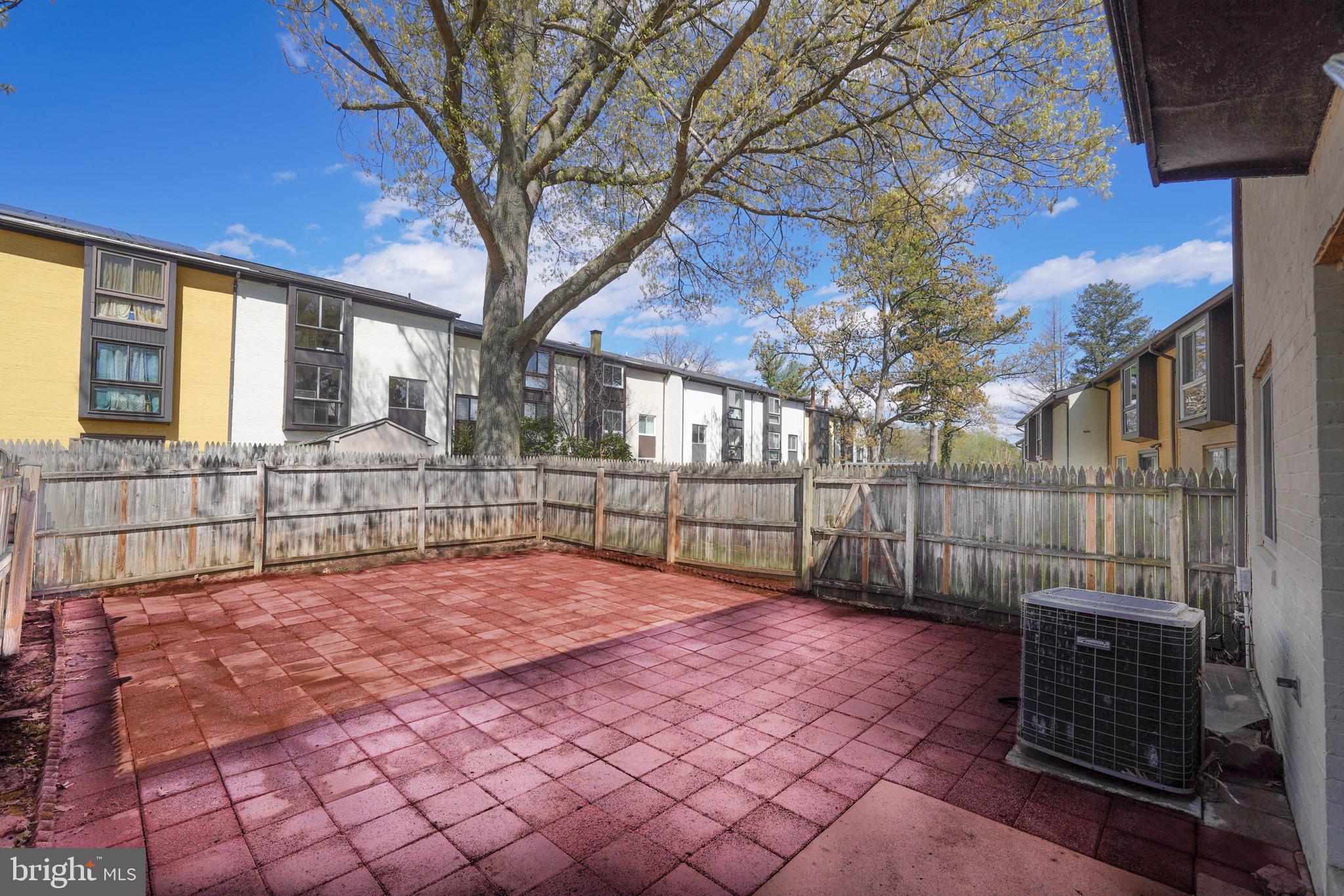 MONTGOMERY VILLAGE - Residential