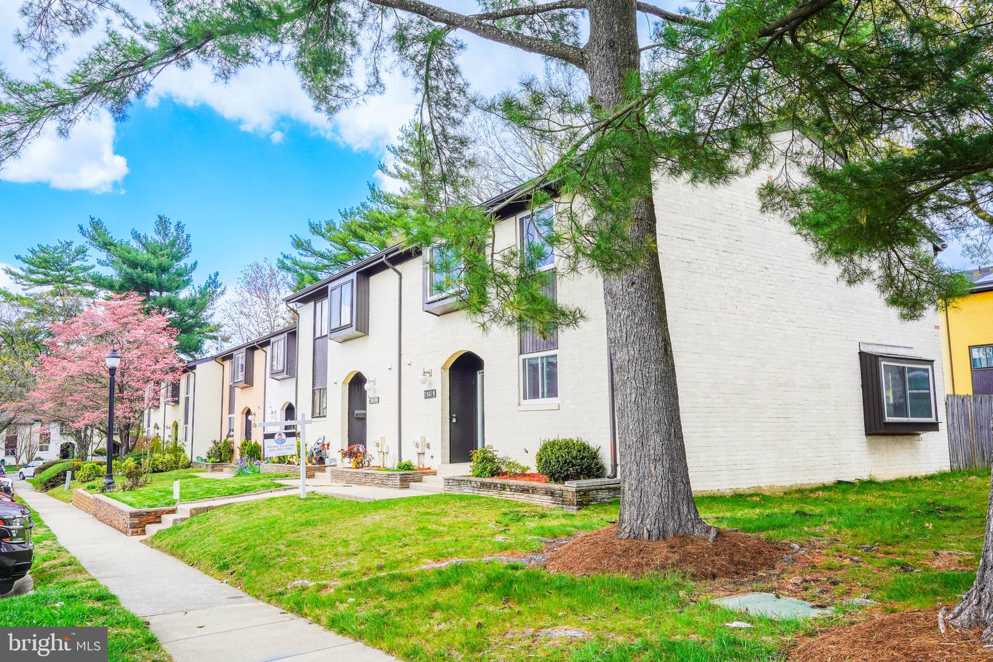 MONTGOMERY VILLAGE - Residential