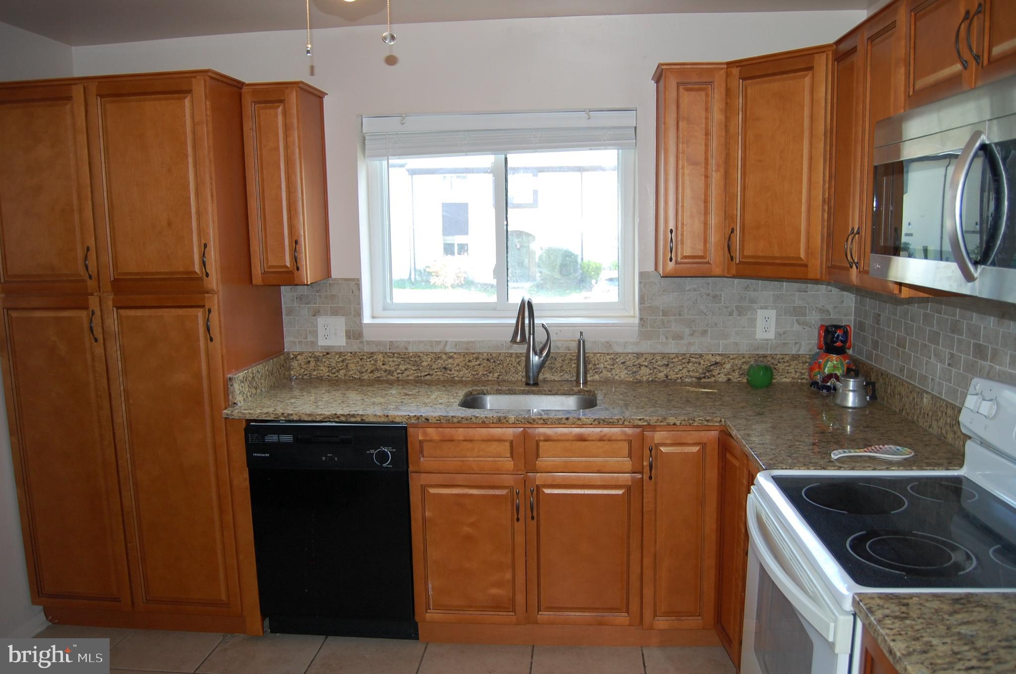 MONTGOMERY VILLAGE - Residential