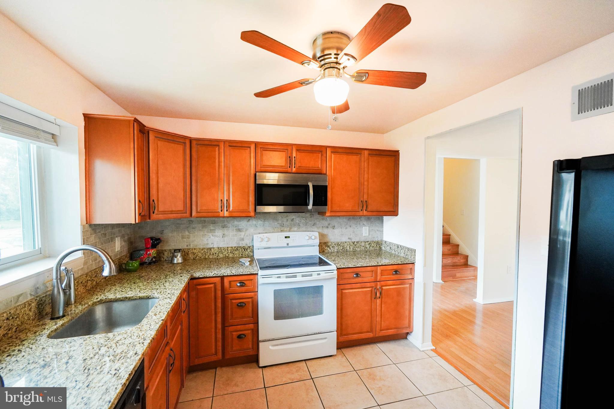 MONTGOMERY VILLAGE - Residential