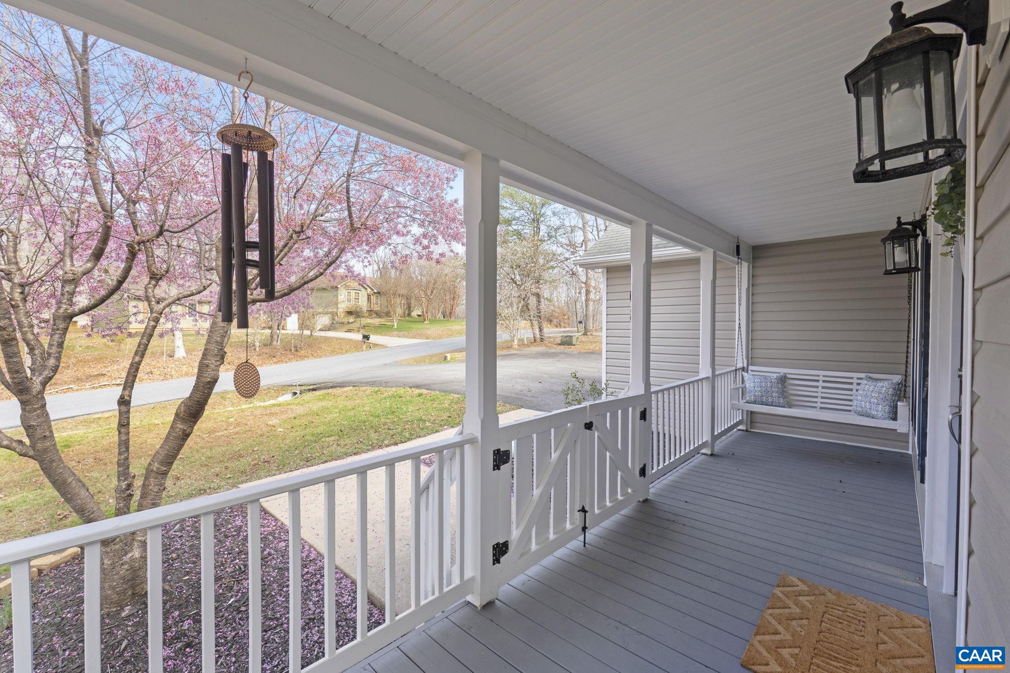 LAKE MONTICELLO - Residential